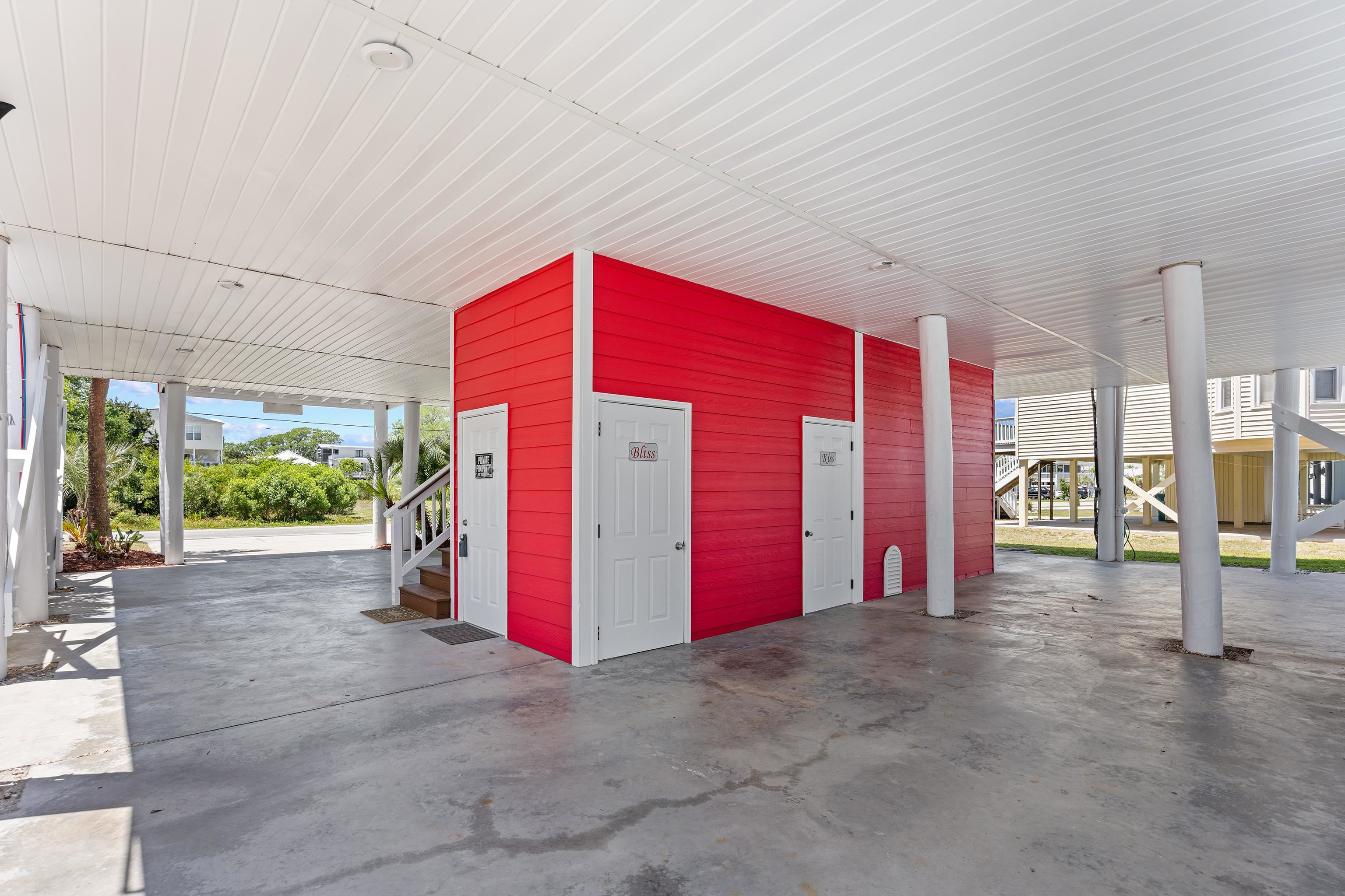 118 Seabreeze Dr. Property Photo 66
