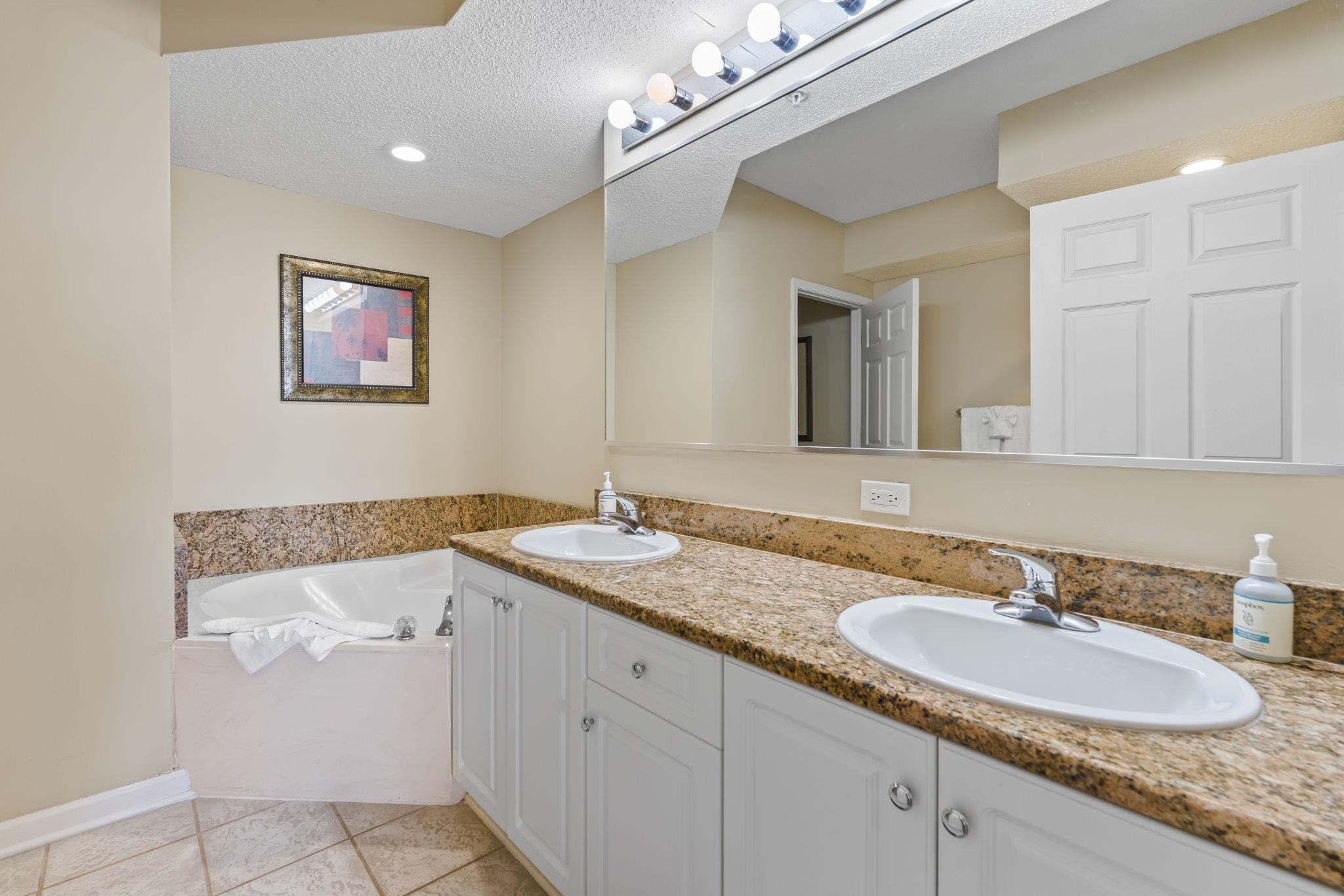 4801 Harbor Pointe Dr. Property Photo 18