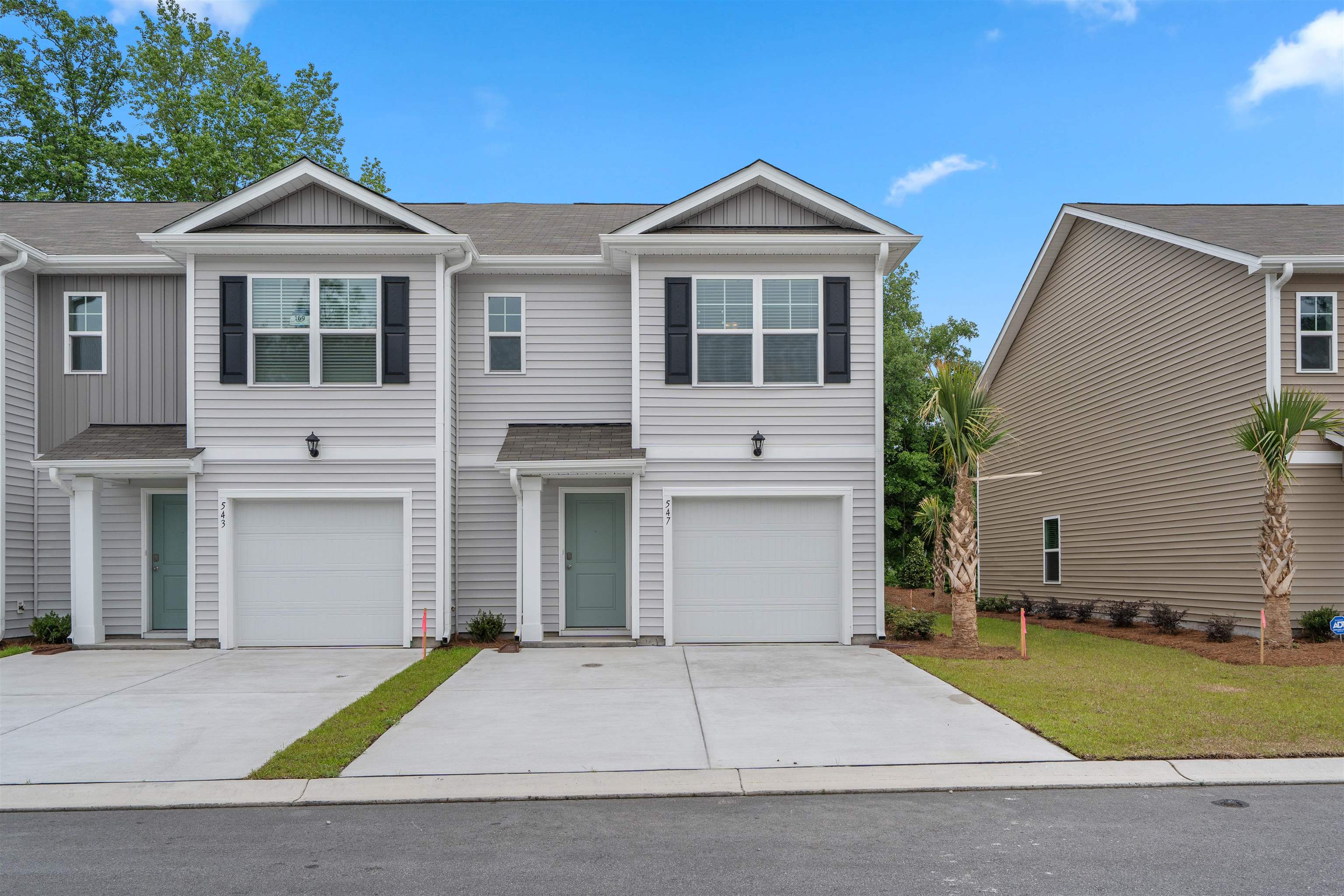 547 Gemstone Blvd Property Photo 1