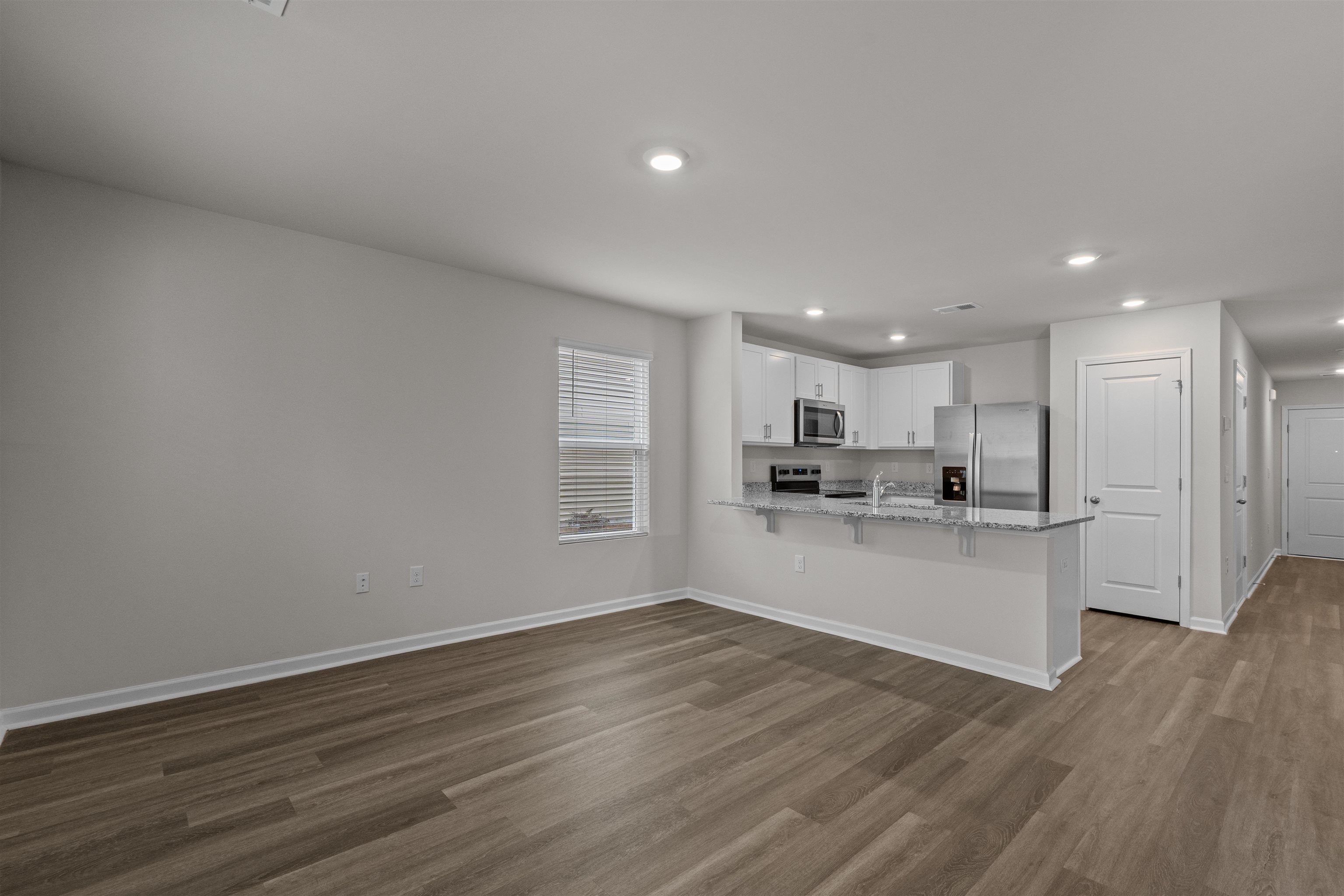 547 Gemstone Blvd Property Photo 10