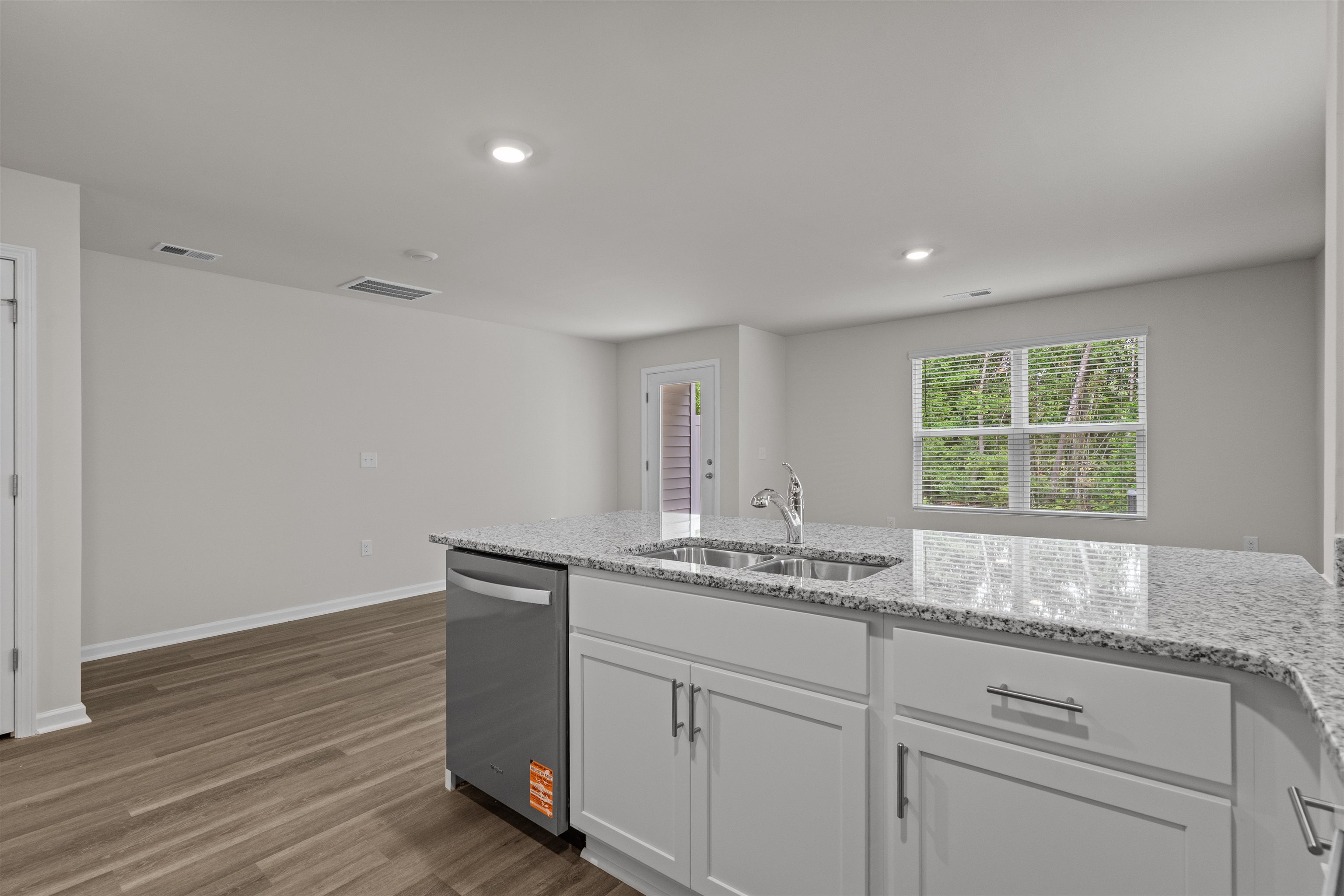 547 Gemstone Blvd Property Photo 17