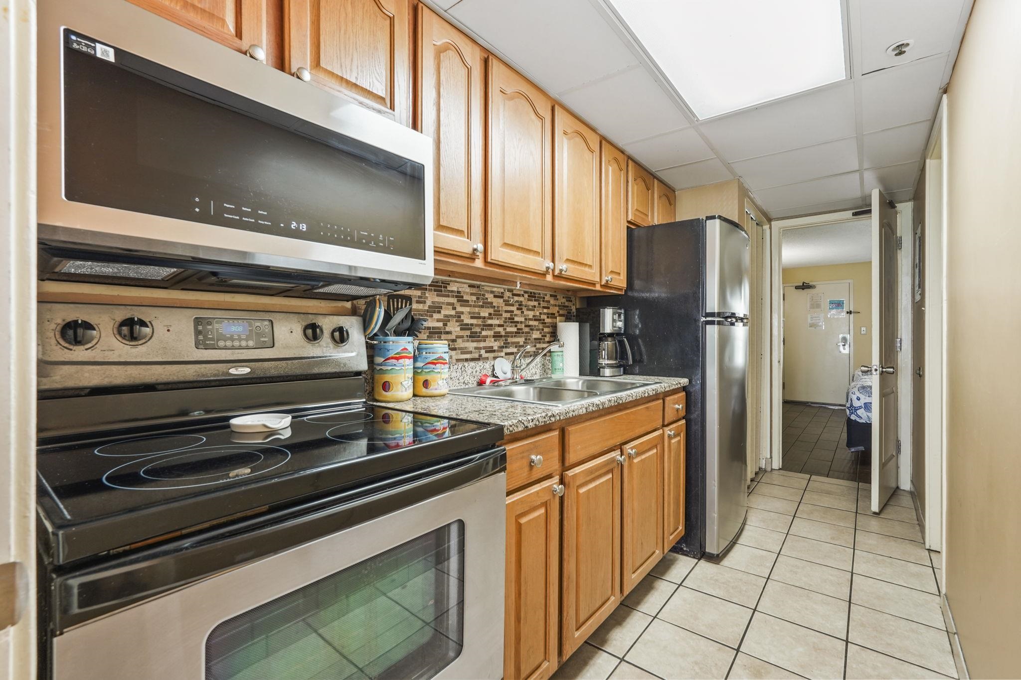6804 N Ocean Blvd. Property Photo 9