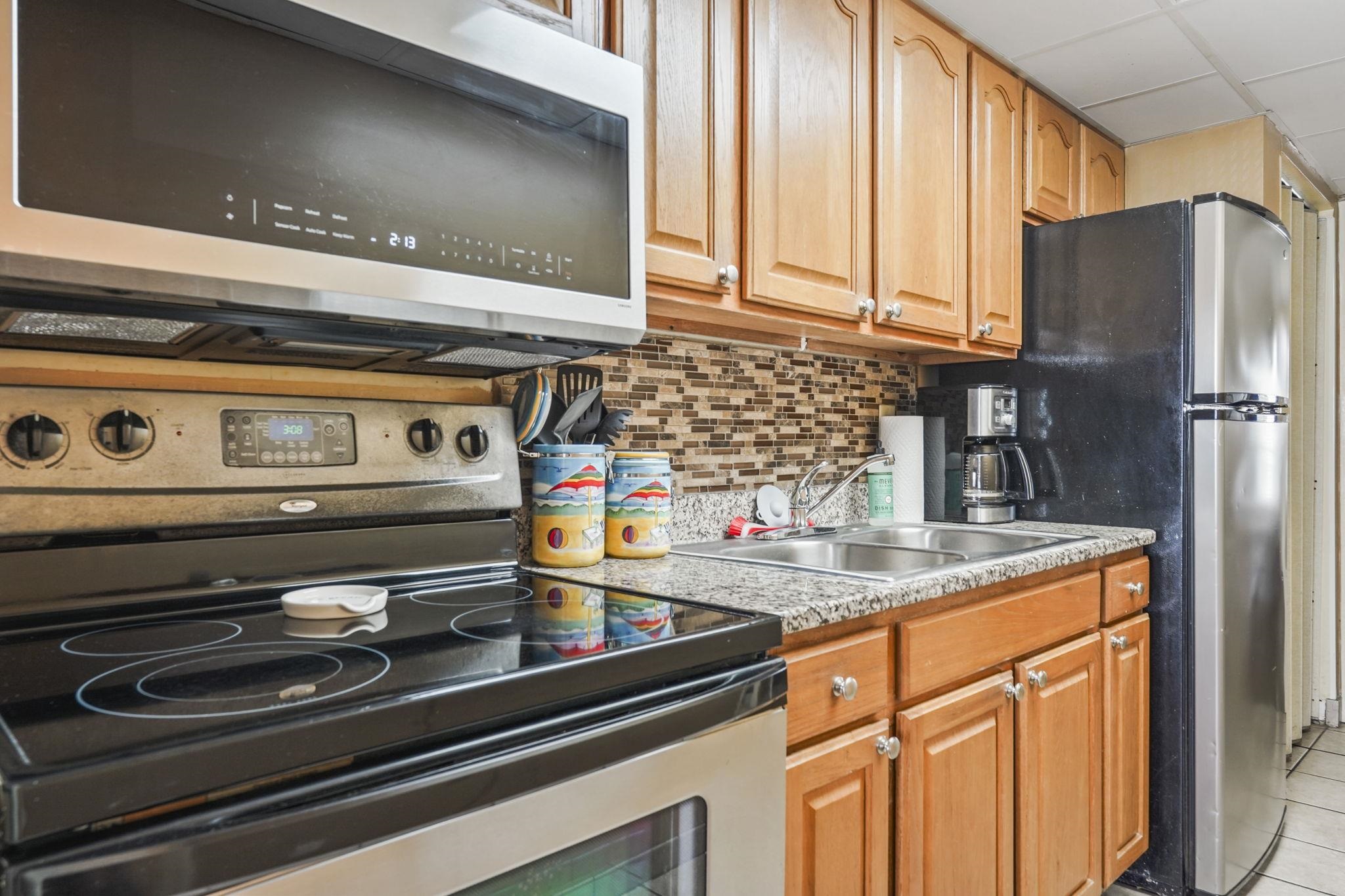 6804 N Ocean Blvd. Property Photo 10