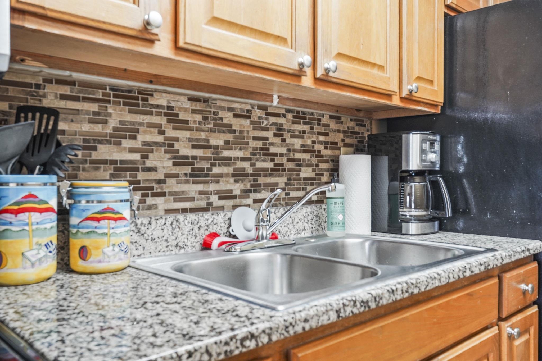 6804 N Ocean Blvd. Property Photo 11