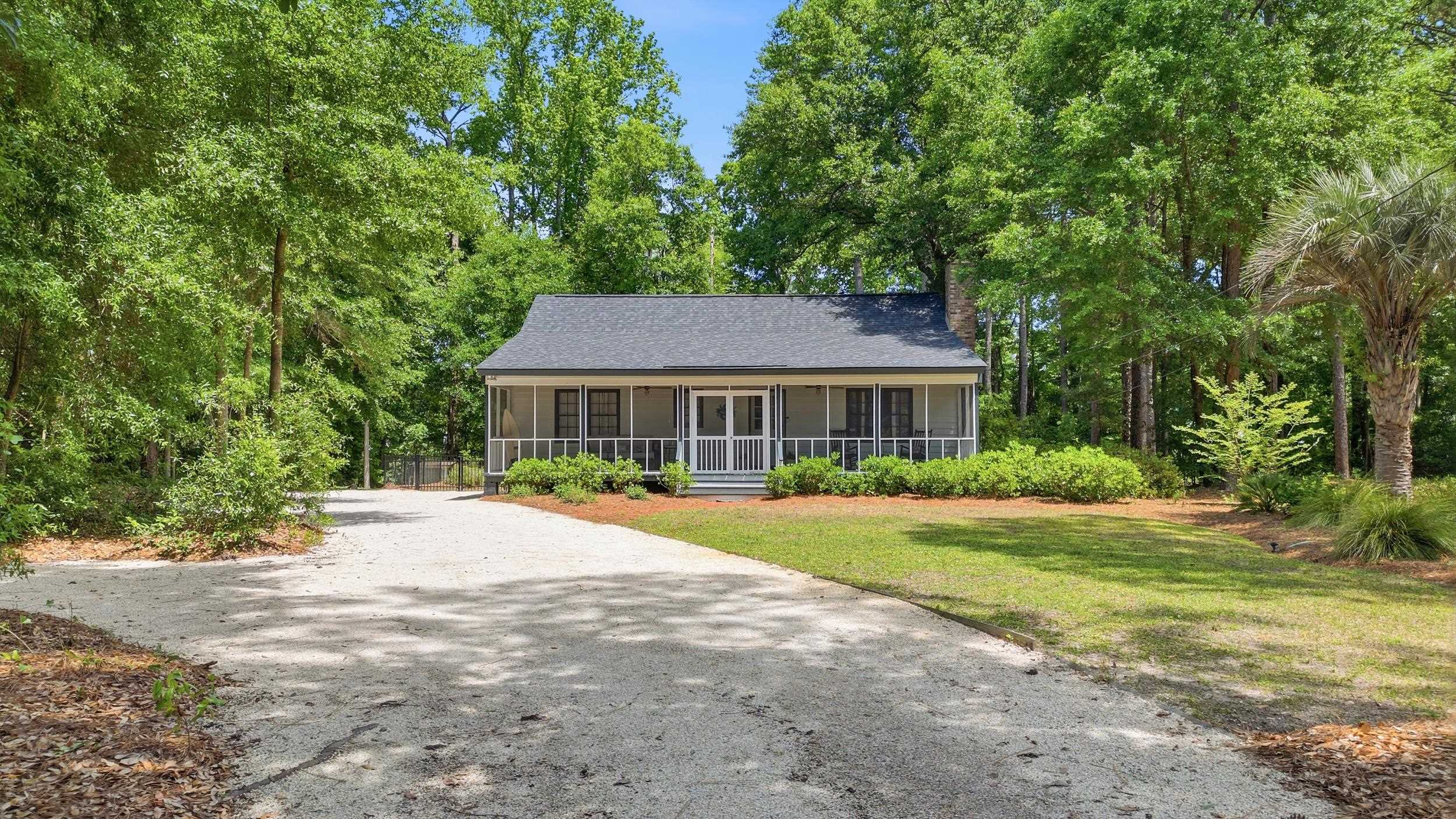 209 Moss Dale Ln. Property Photo 2