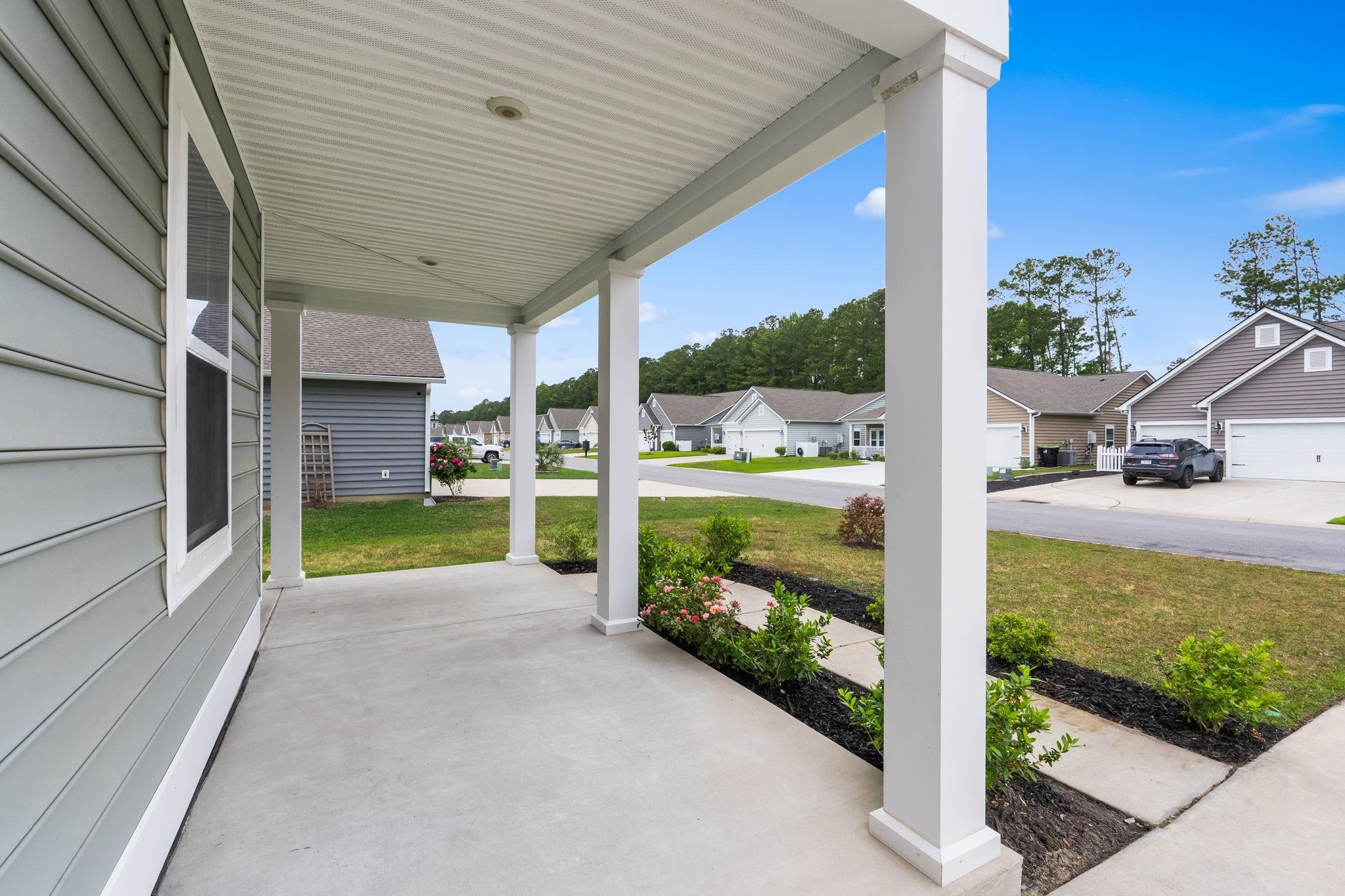 1091 Harbison Circle Property Photo 4