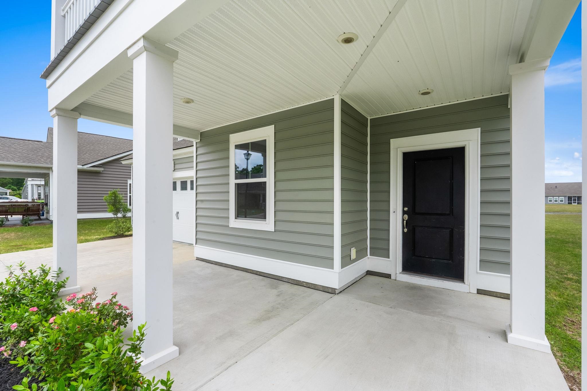 1091 Harbison Circle Property Photo 5