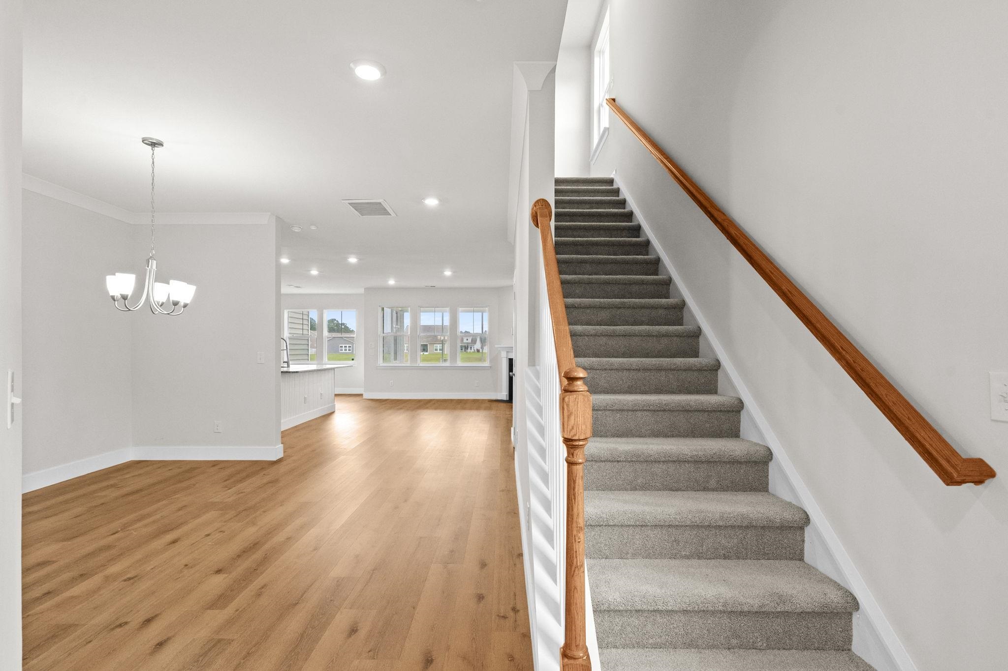 1091 Harbison Circle Property Photo 10