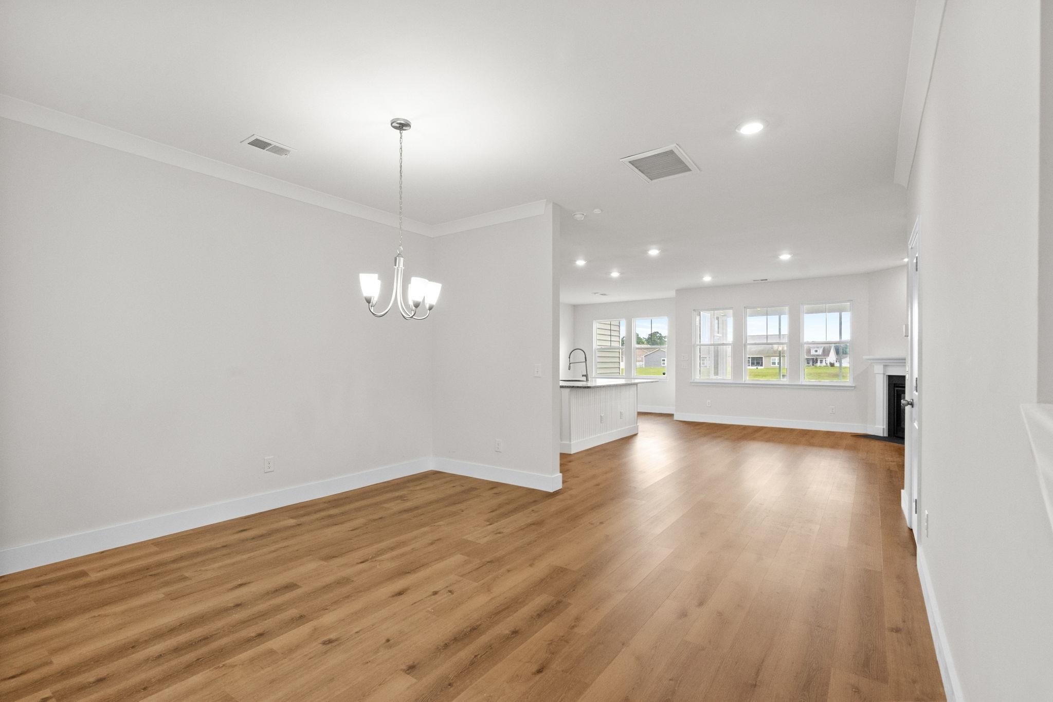1091 Harbison Circle Property Photo 13