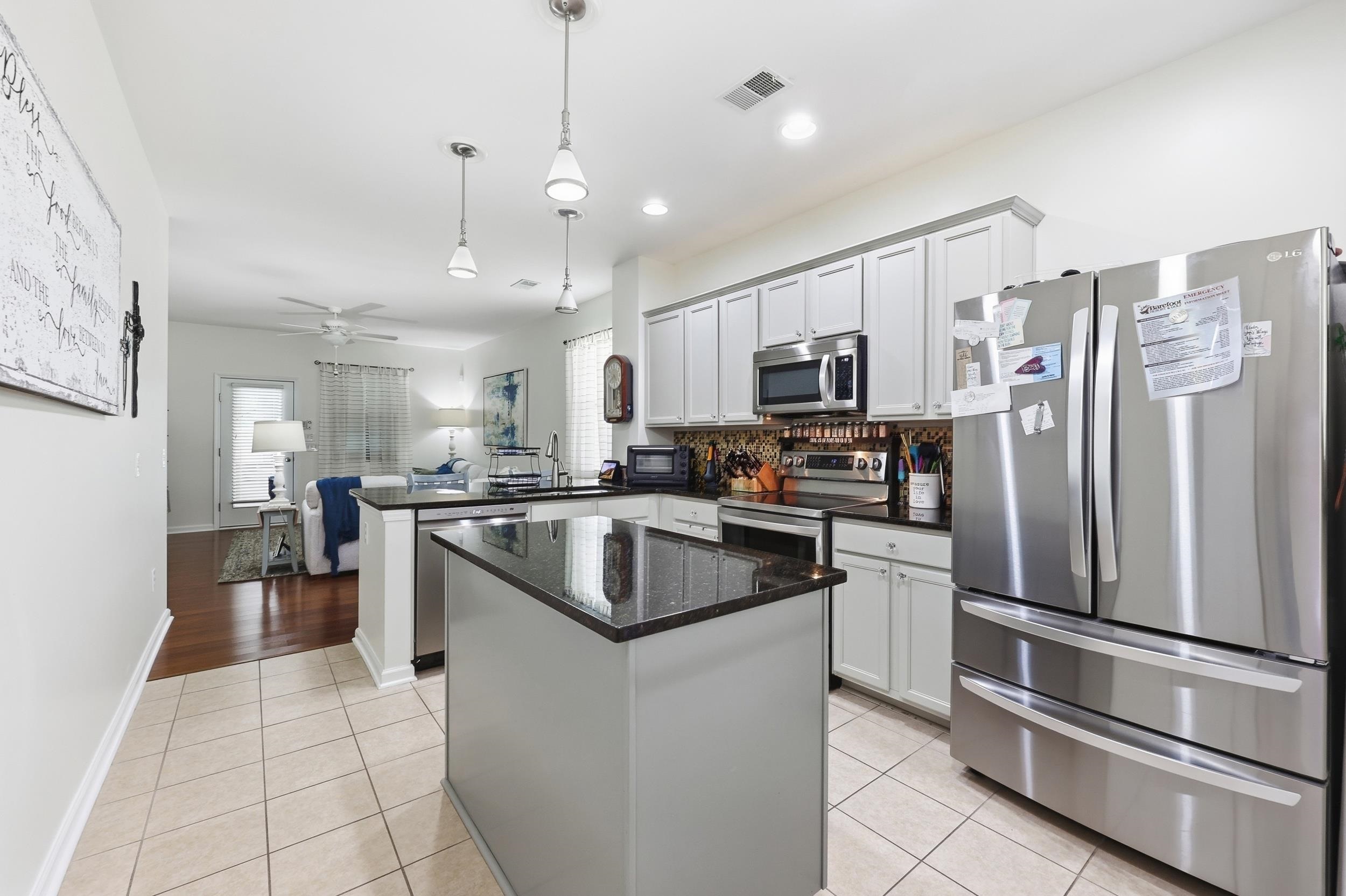 5010 Weatherwood Dr. Property Photo 6