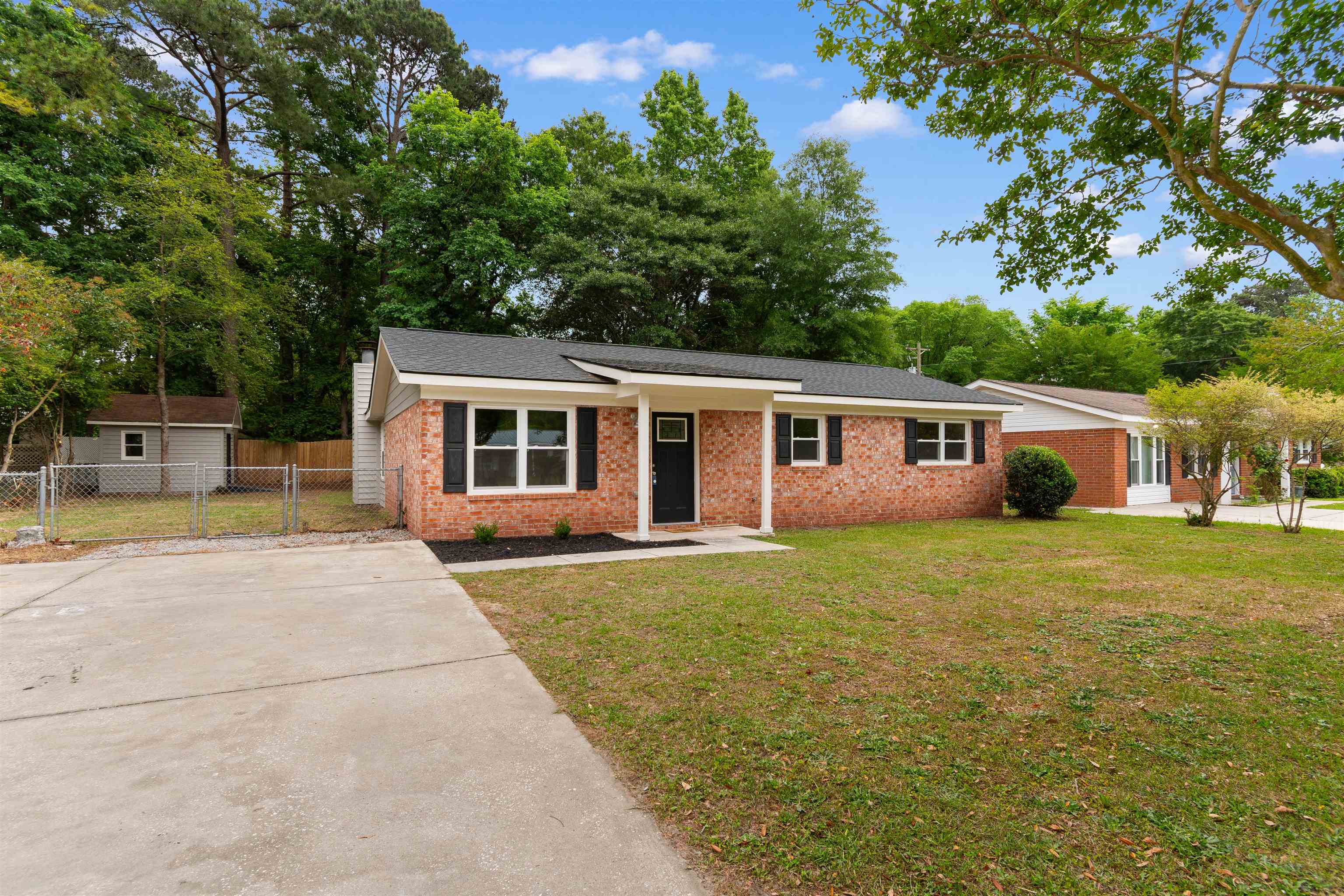 5620 Rosewood Dr. Property Photo 1