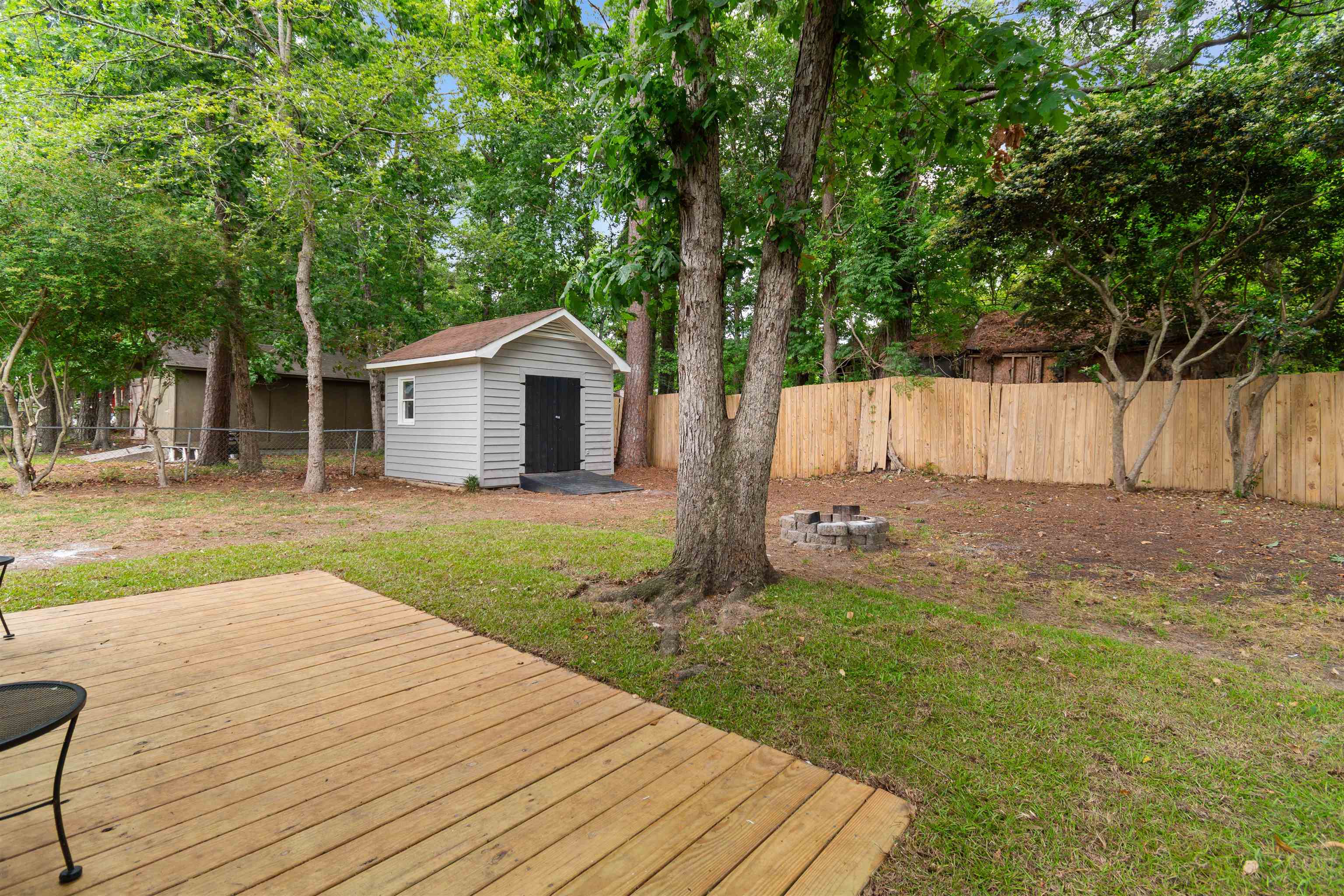 5620 Rosewood Dr. Property Photo 4