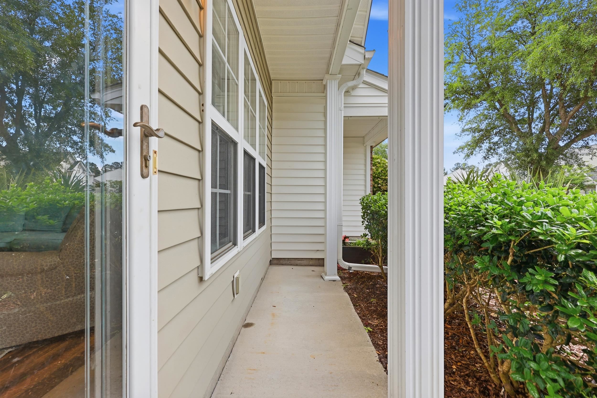 635 Wilshire Ln. Property Photo 4