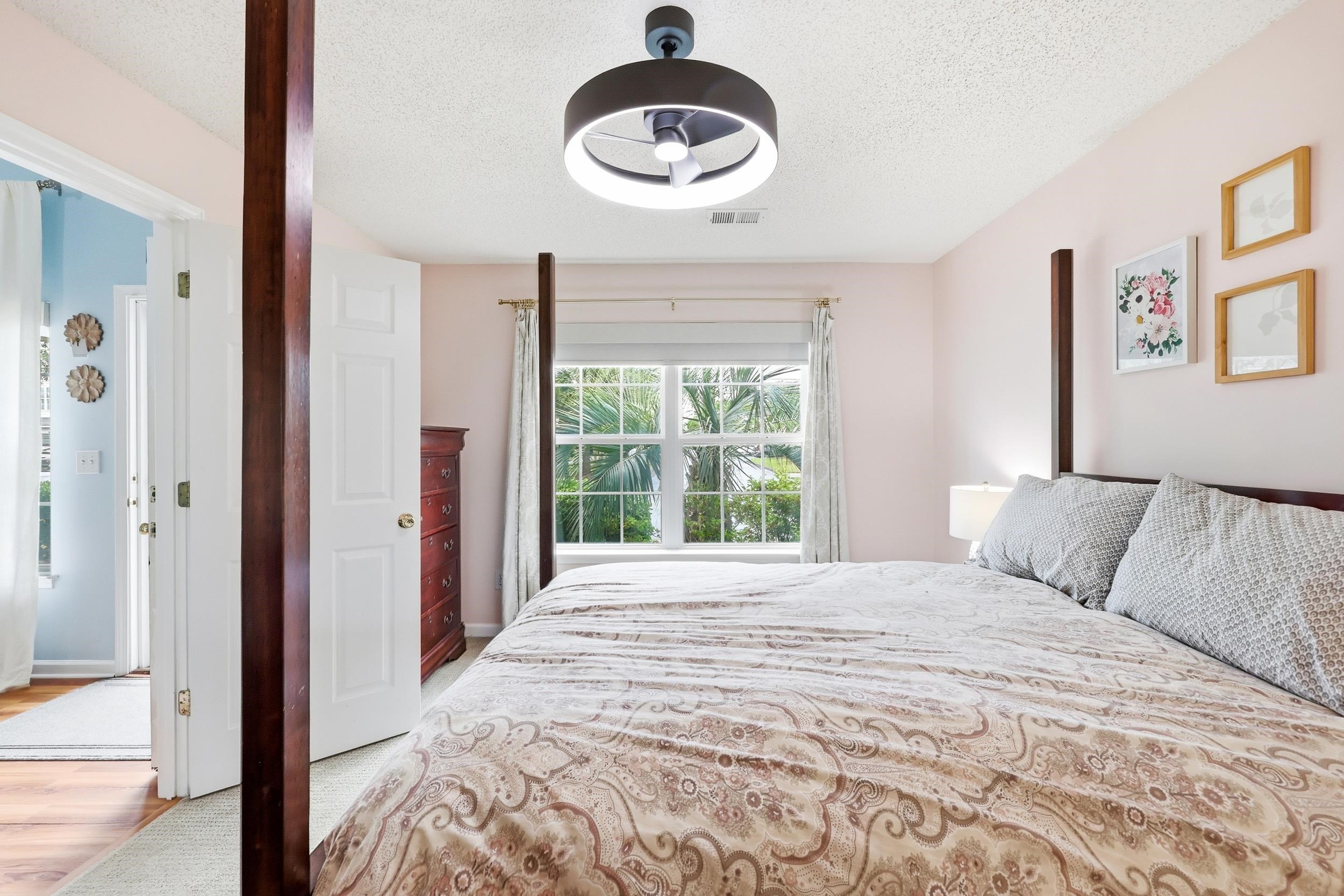 635 Wilshire Ln. Property Photo 15