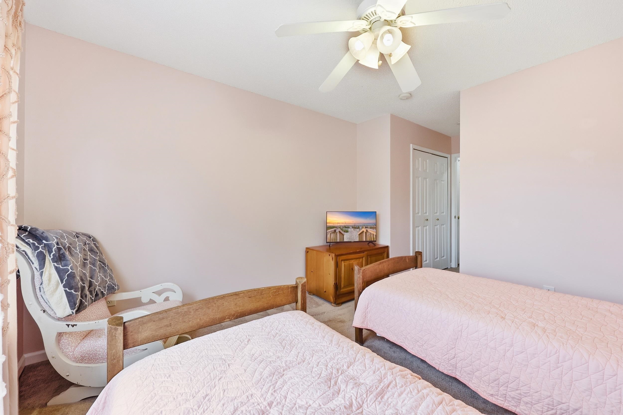 635 Wilshire Ln. Property Photo 23