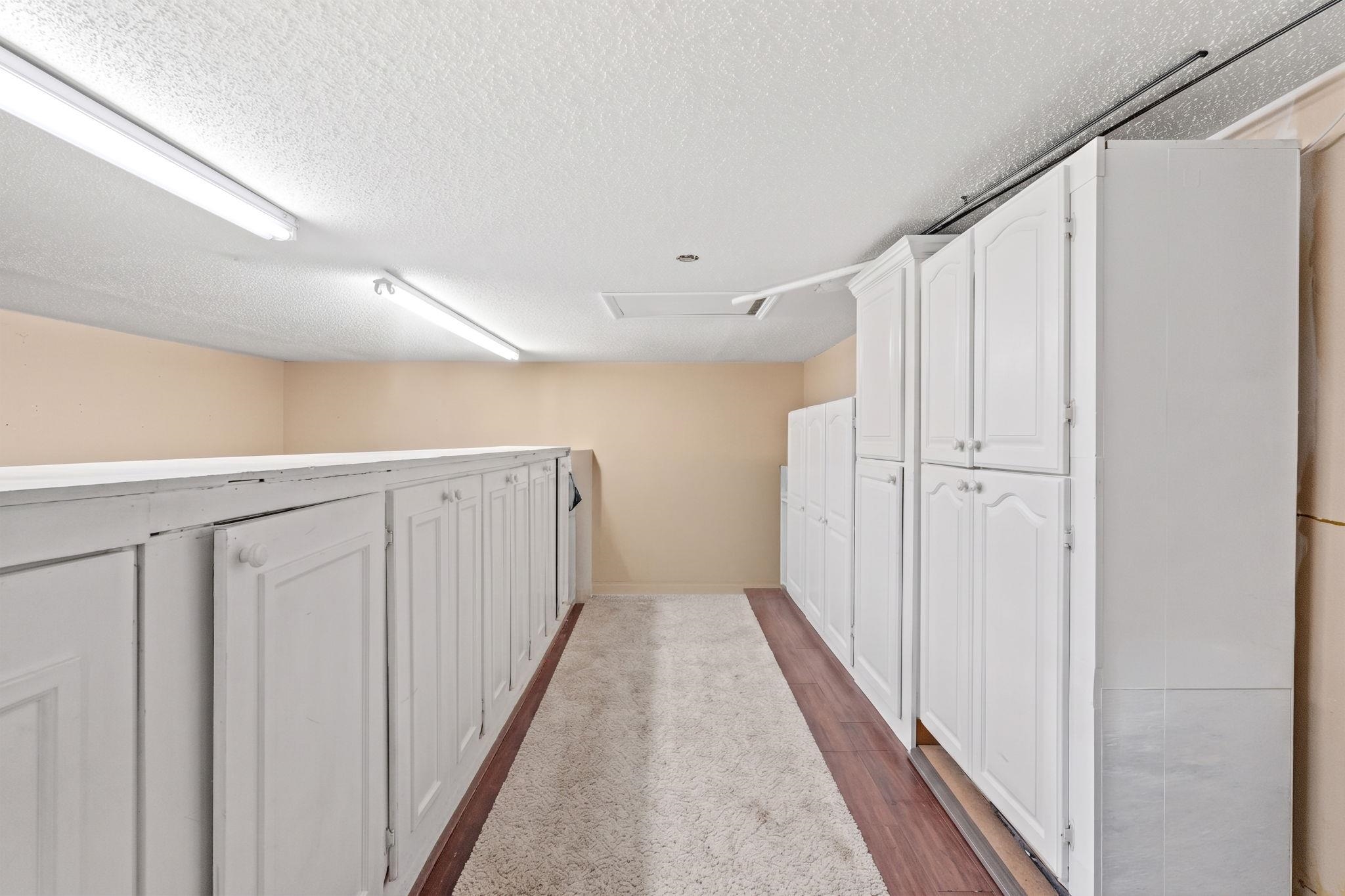 3749 Annandale Dr. Property Photo 42