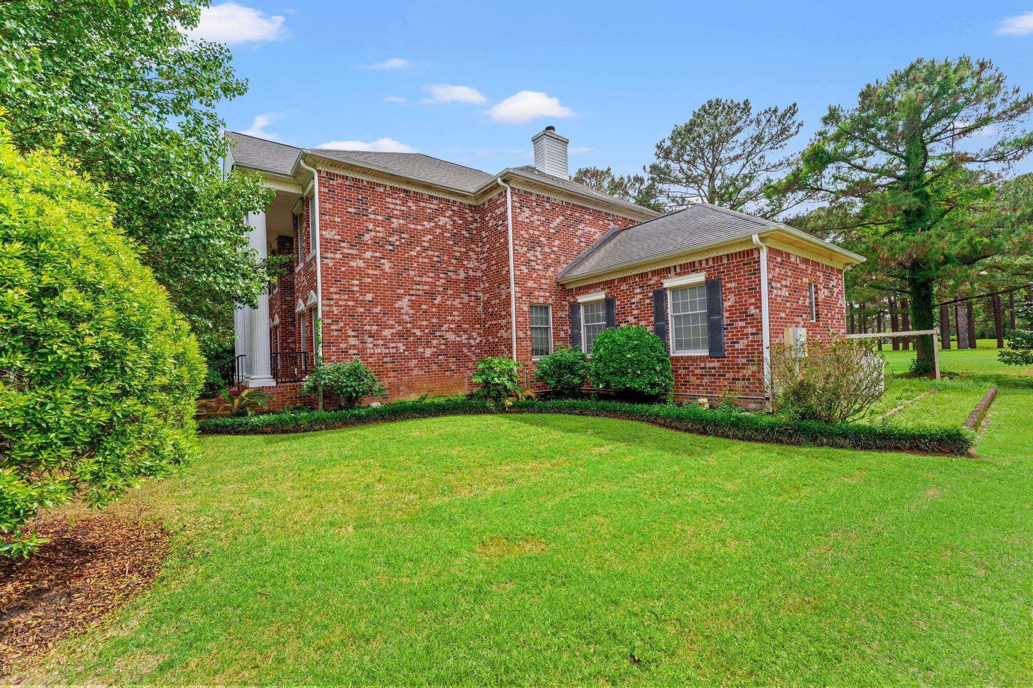 3749 Annandale Dr. Property Photo 43