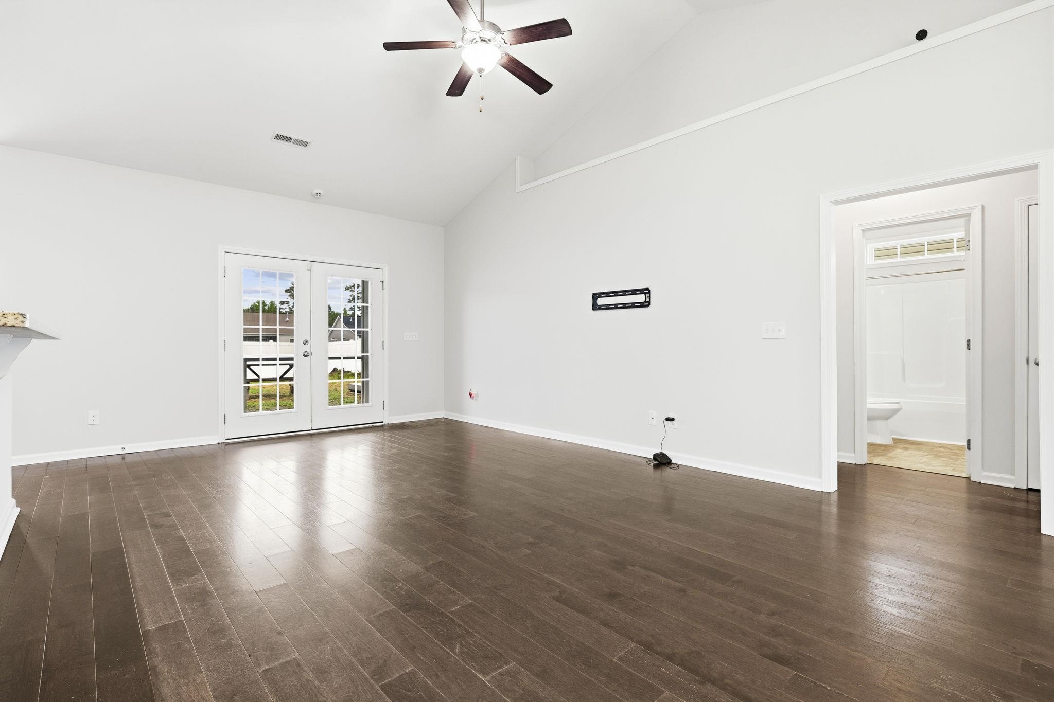 309 Barony Dr. Property Photo 4