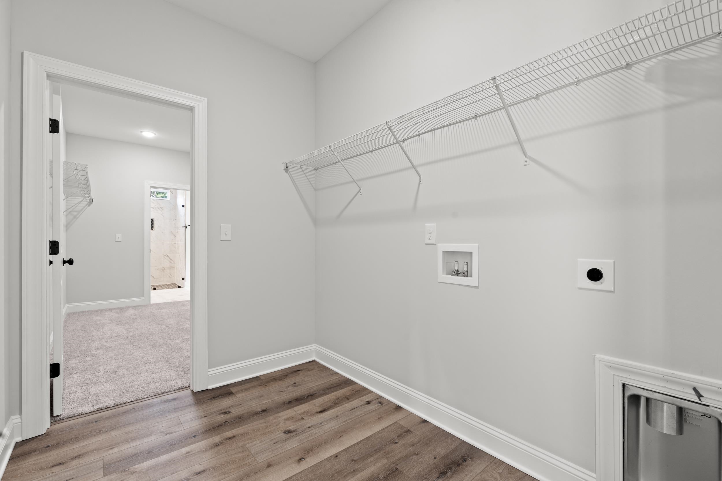 1522 Crooked Hook Rd. Property Photo 11