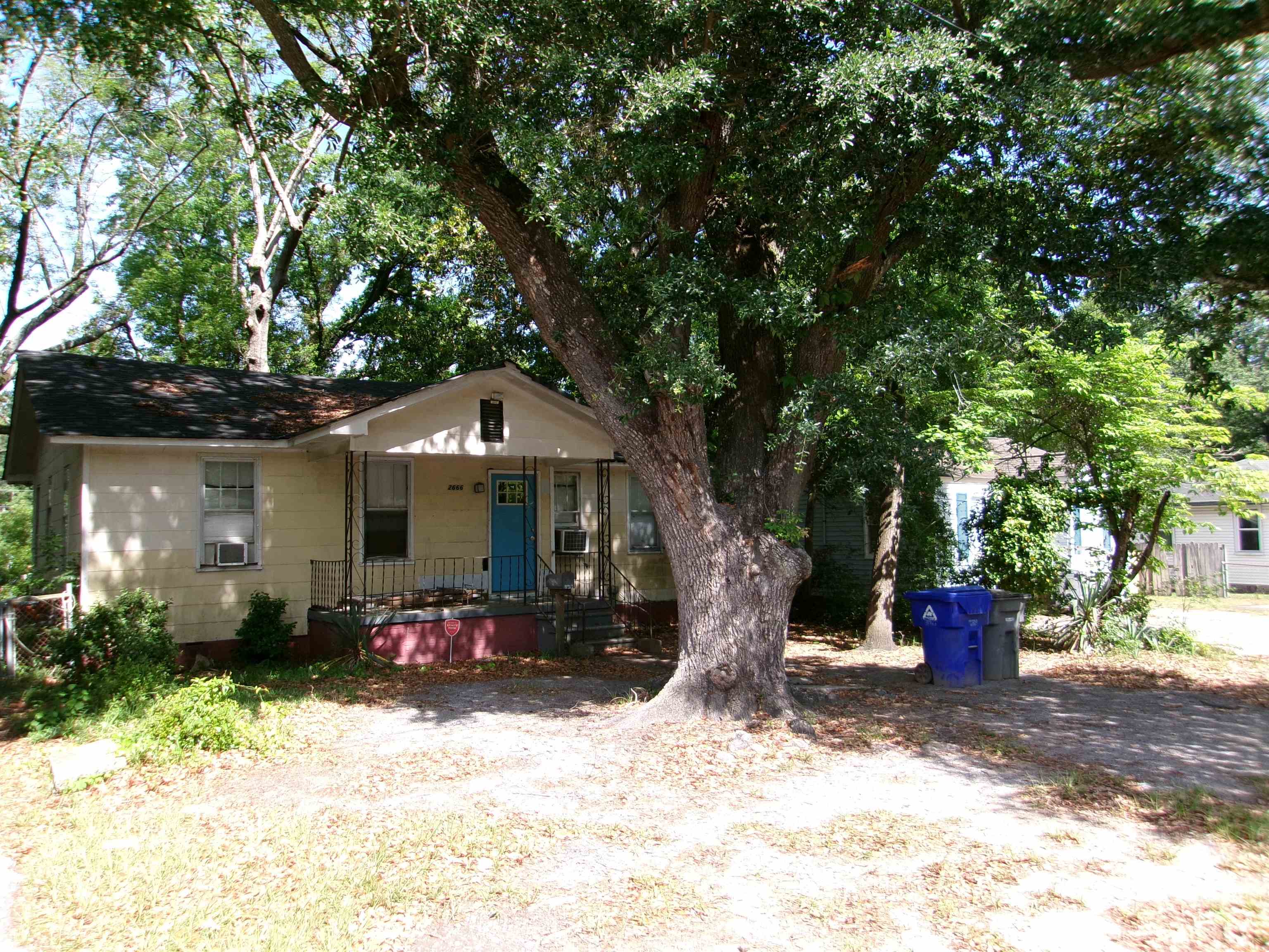 2666 Olympia Ave