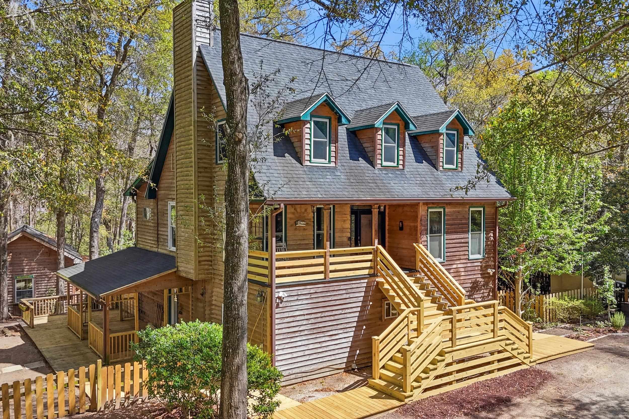 34 Clifton Dr. Property Photo 1