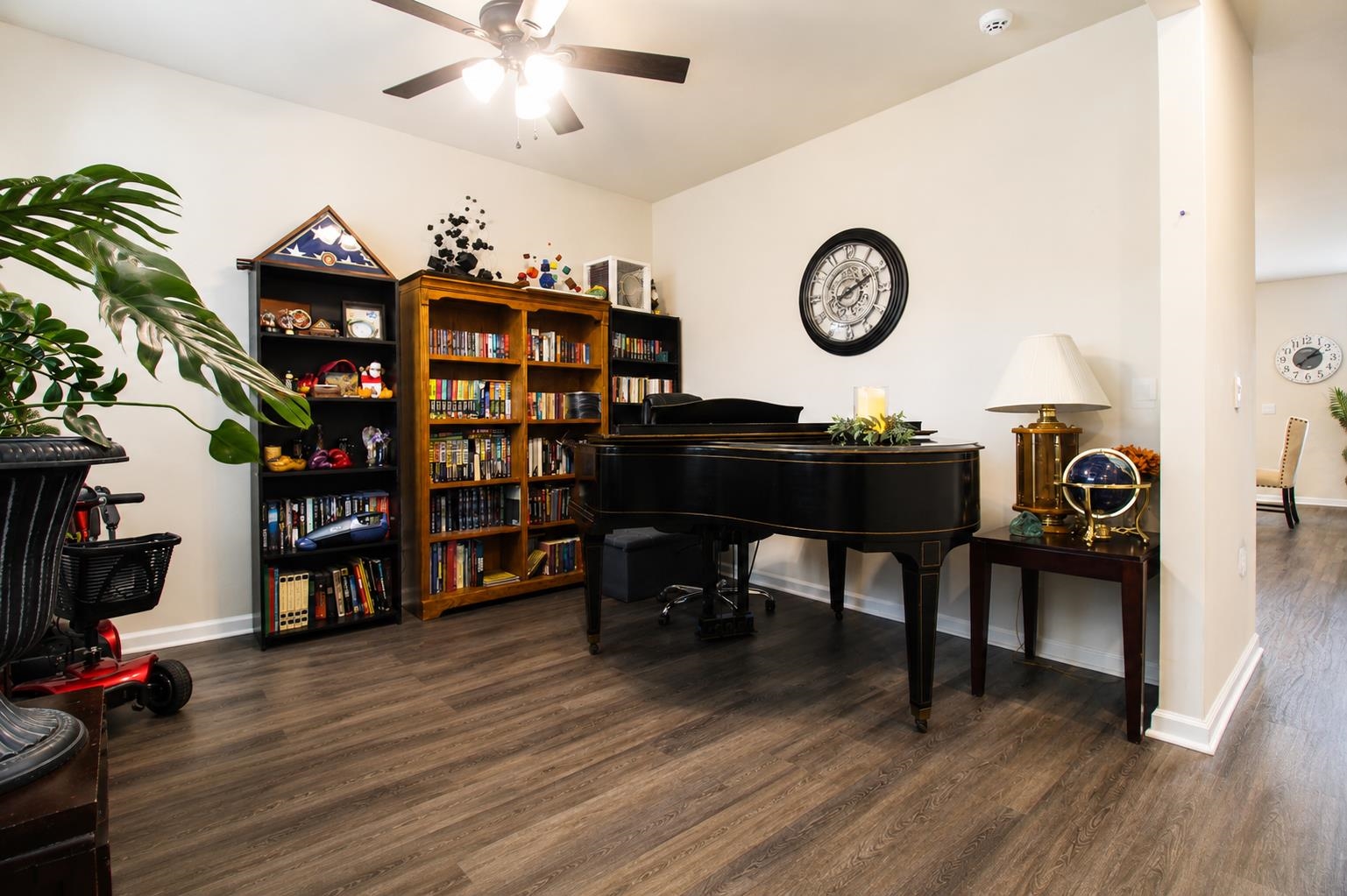9152 Fort Hill Way Property Photo 4
