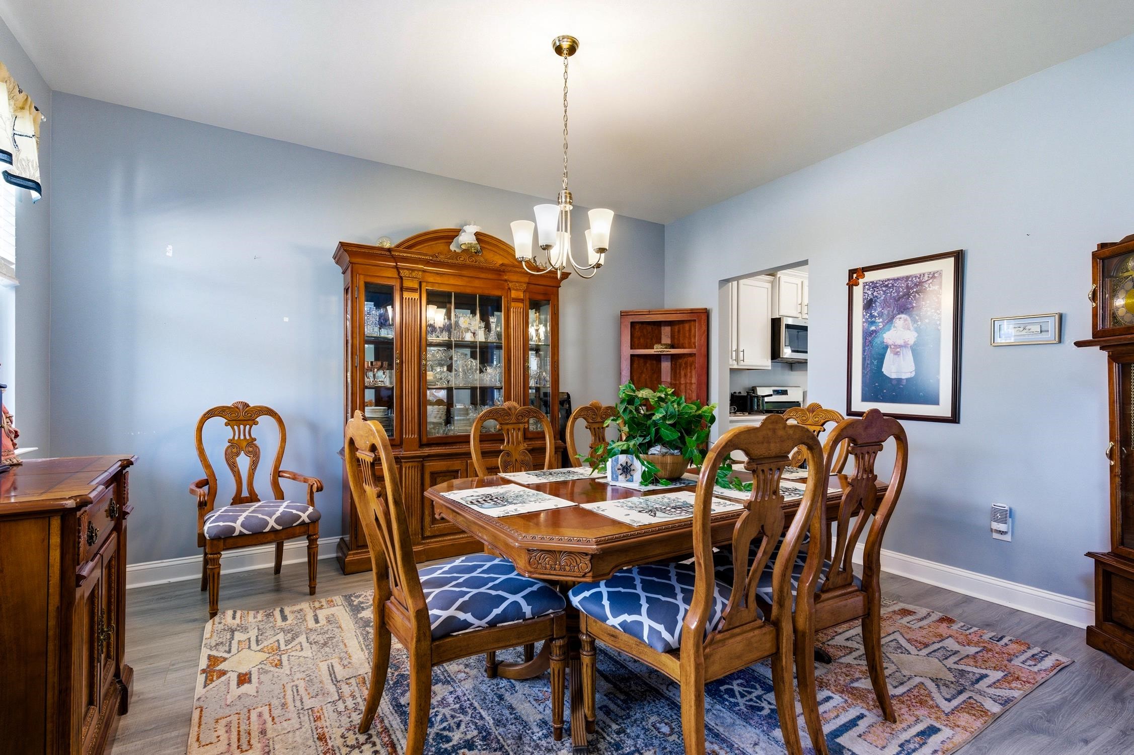244 Walnut Grove Ct. Property Photo 3