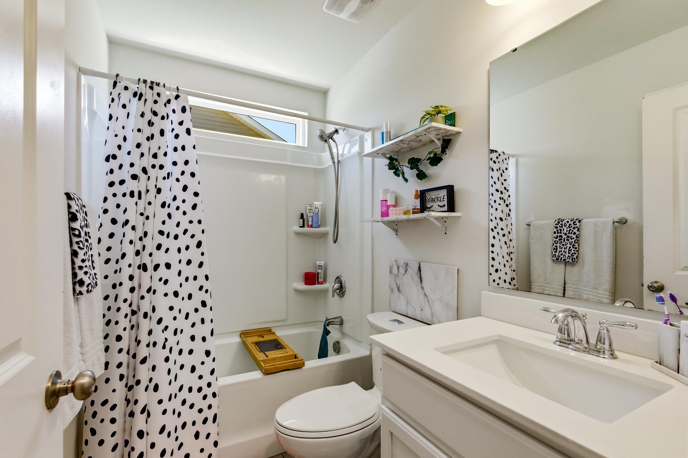 244 Walnut Grove Ct. Property Photo 22