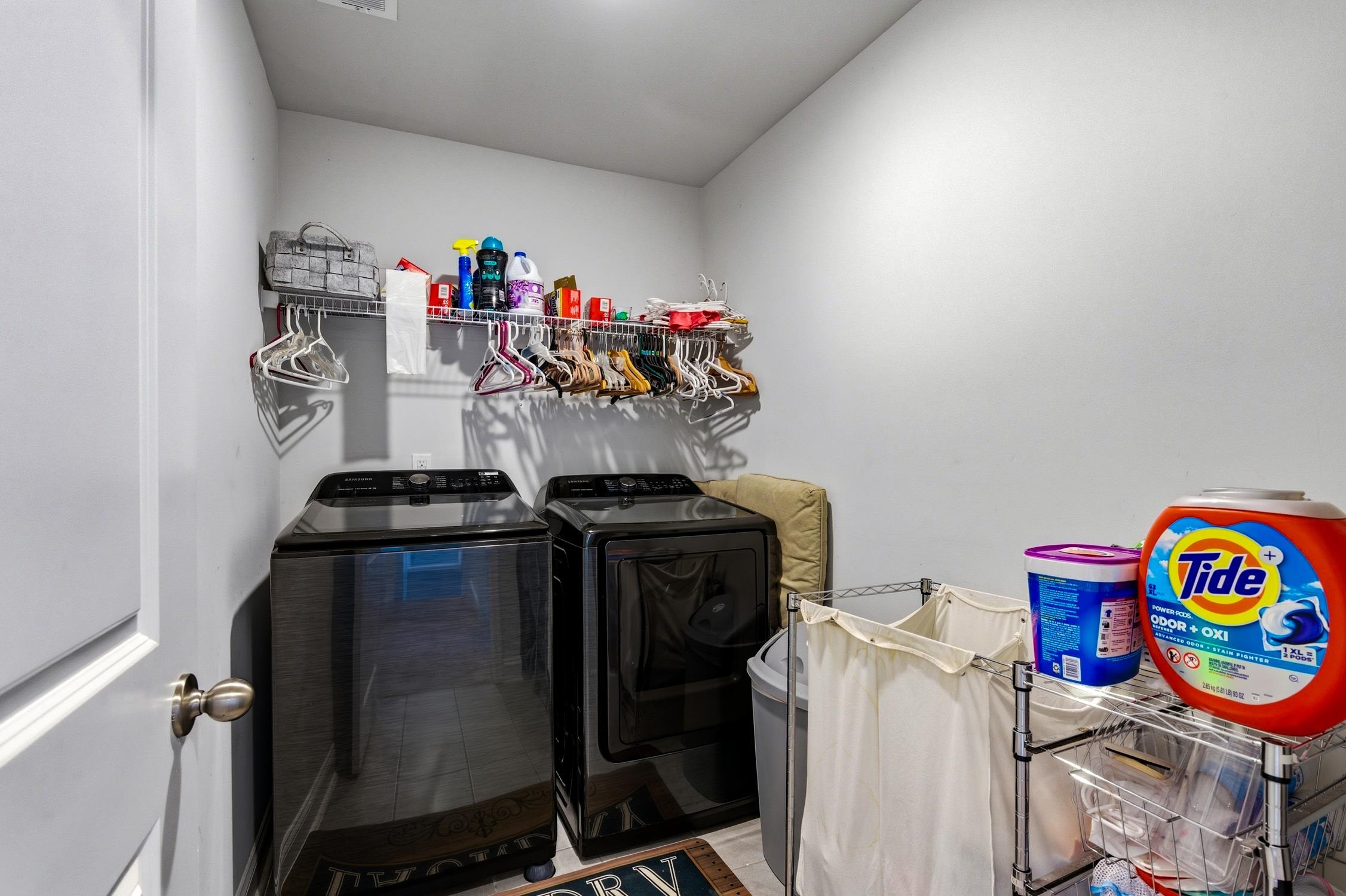 244 Walnut Grove Ct. Property Photo 28