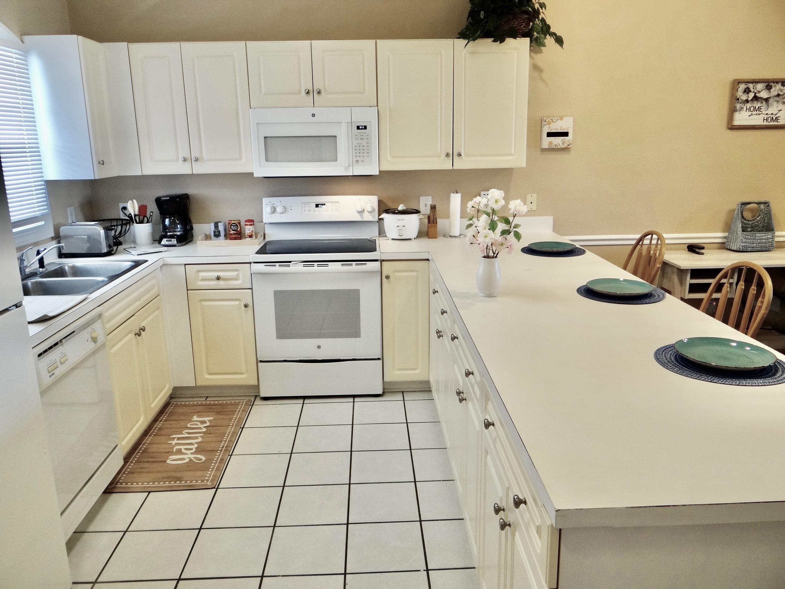 3973 Forsythia Ct. Property Photo 3