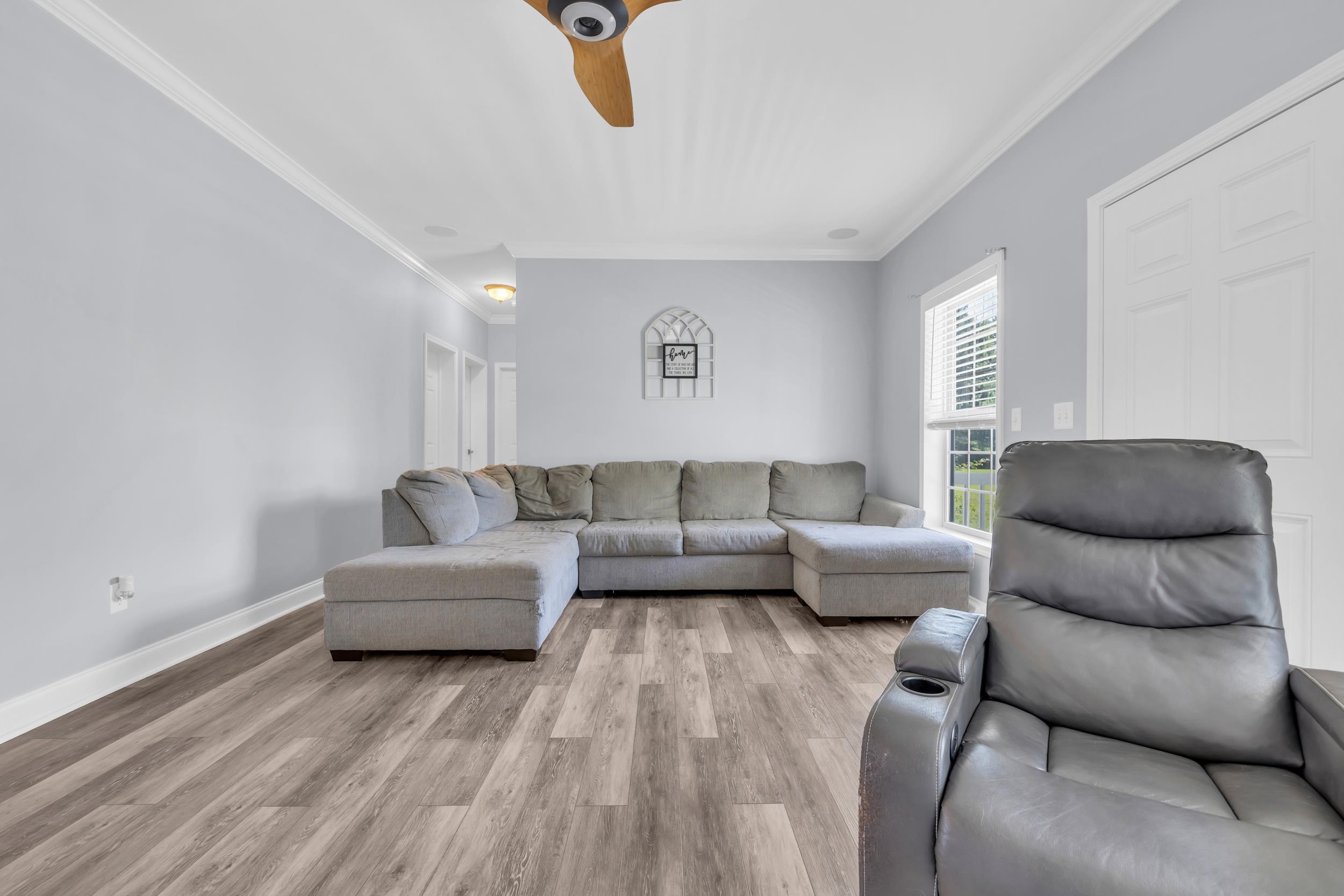 381 Saint Ives Rd. Property Photo 13