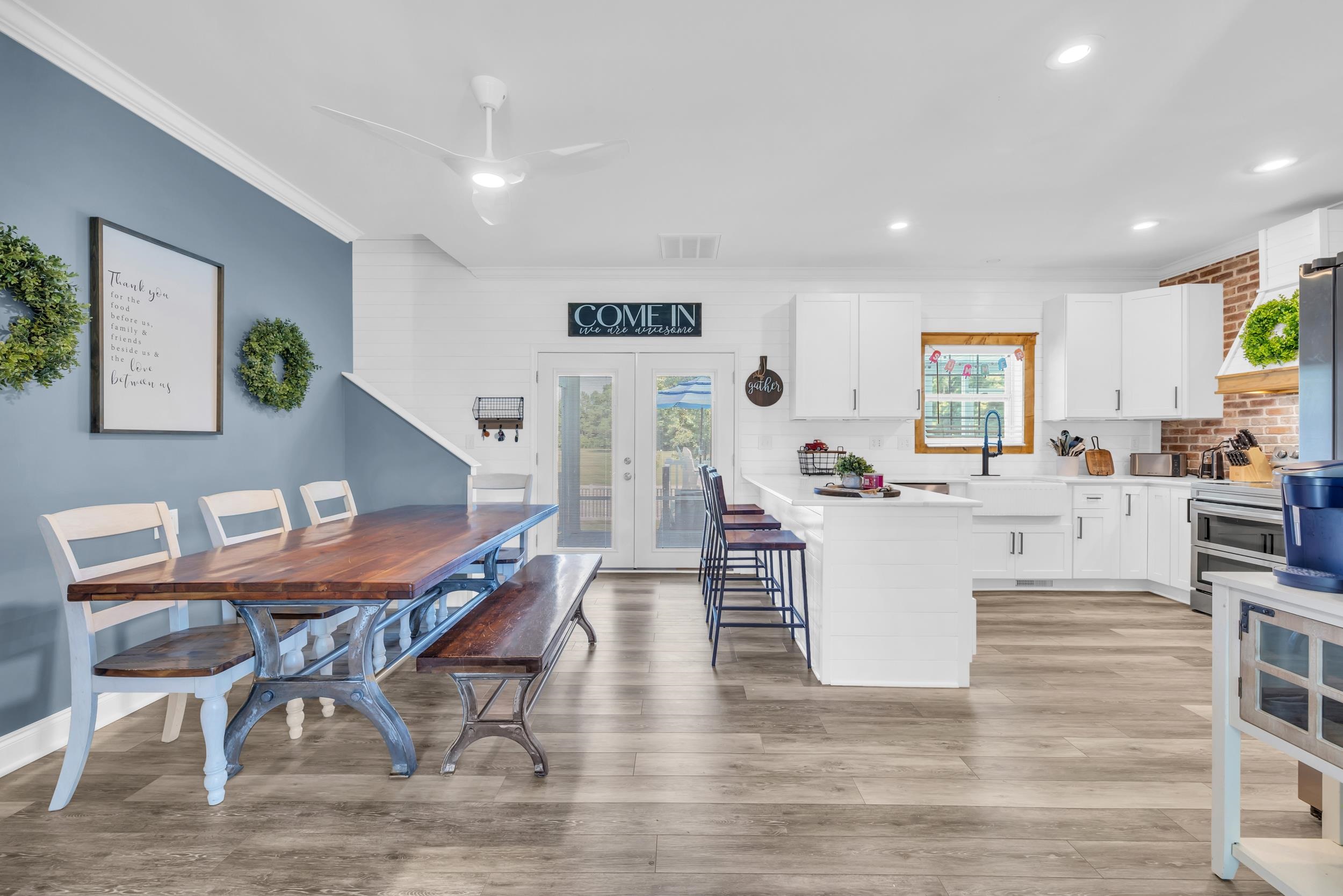 381 Saint Ives Rd. Property Photo 15