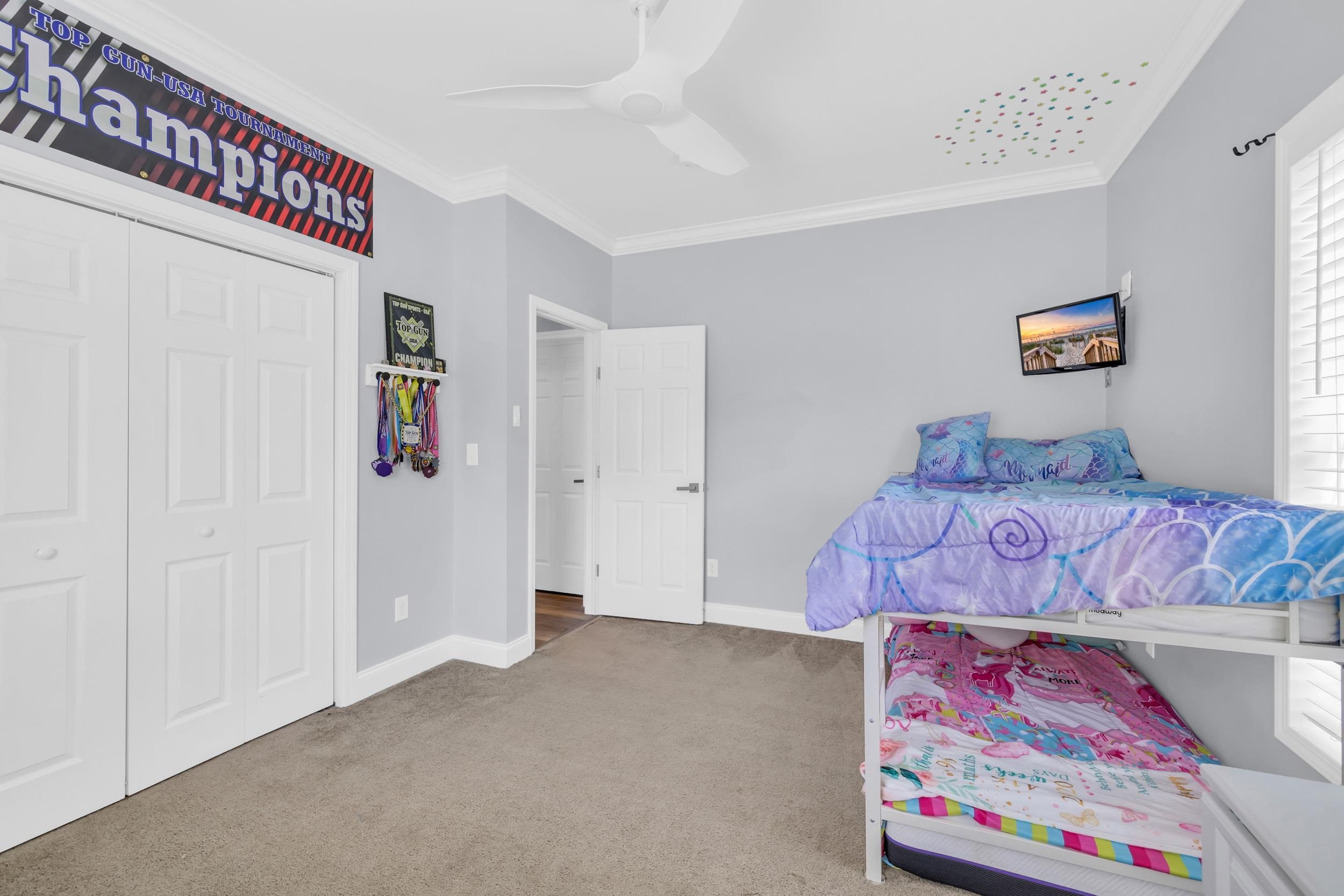 381 Saint Ives Rd. Property Photo 30