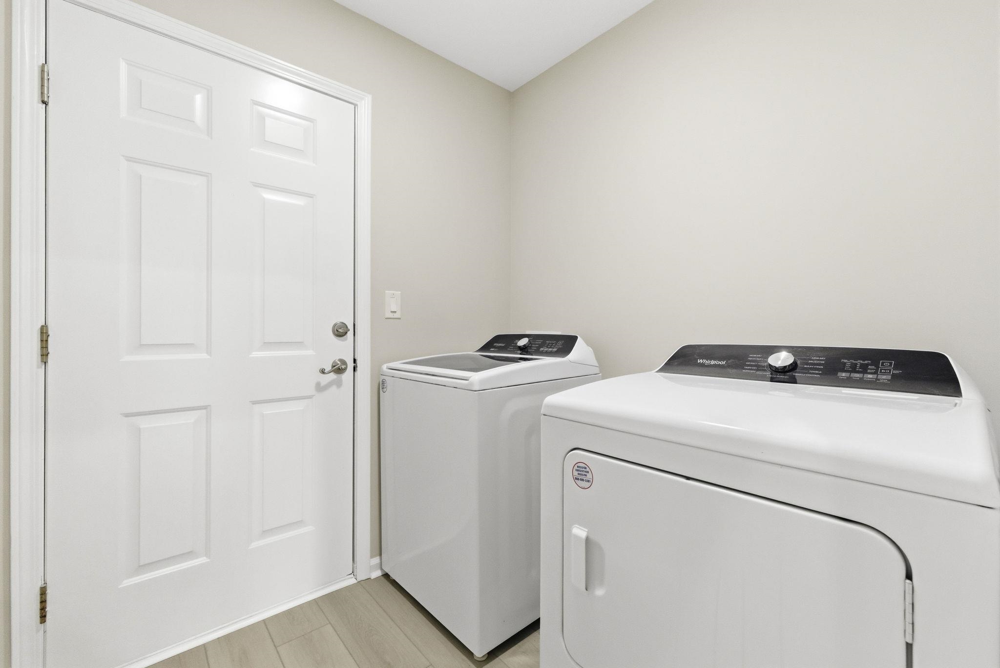 1527 Hallborough Dr. Property Photo 29
