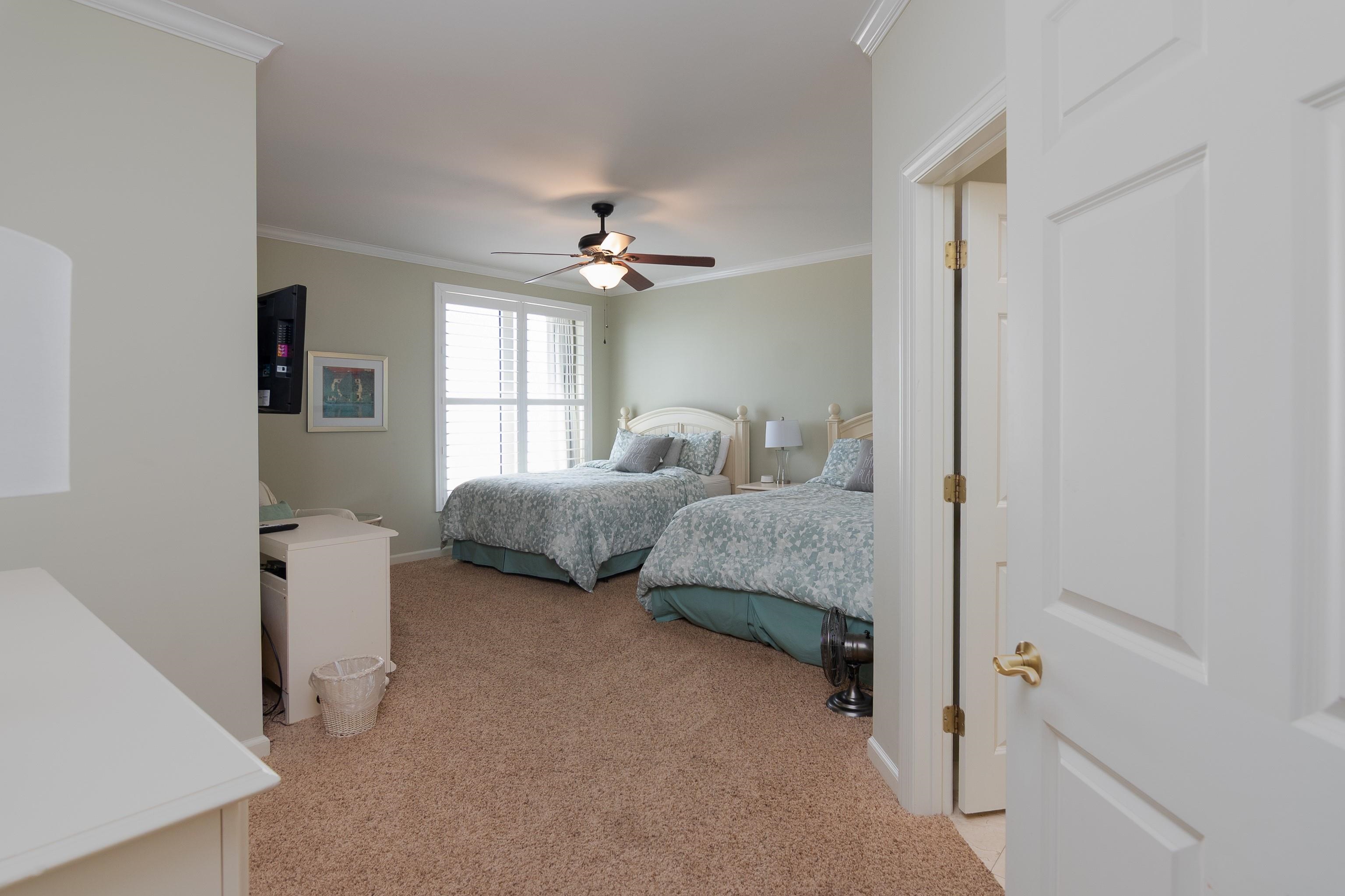 8500 Margate Circle Property Photo 24