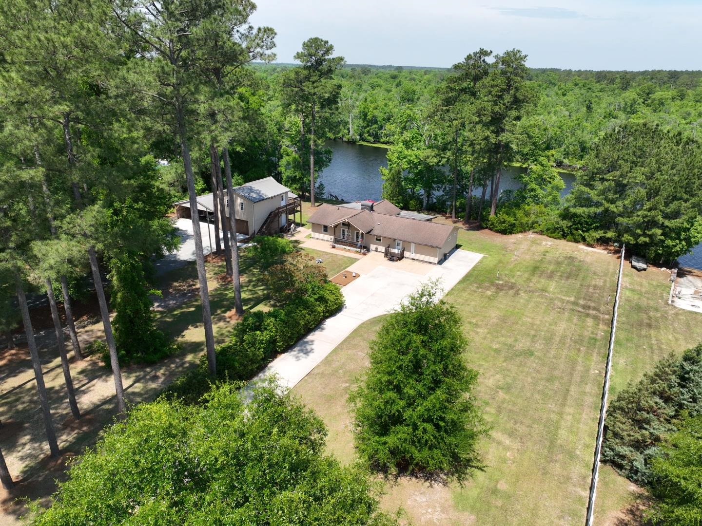 164 Mohican Dr. Property Photo 8