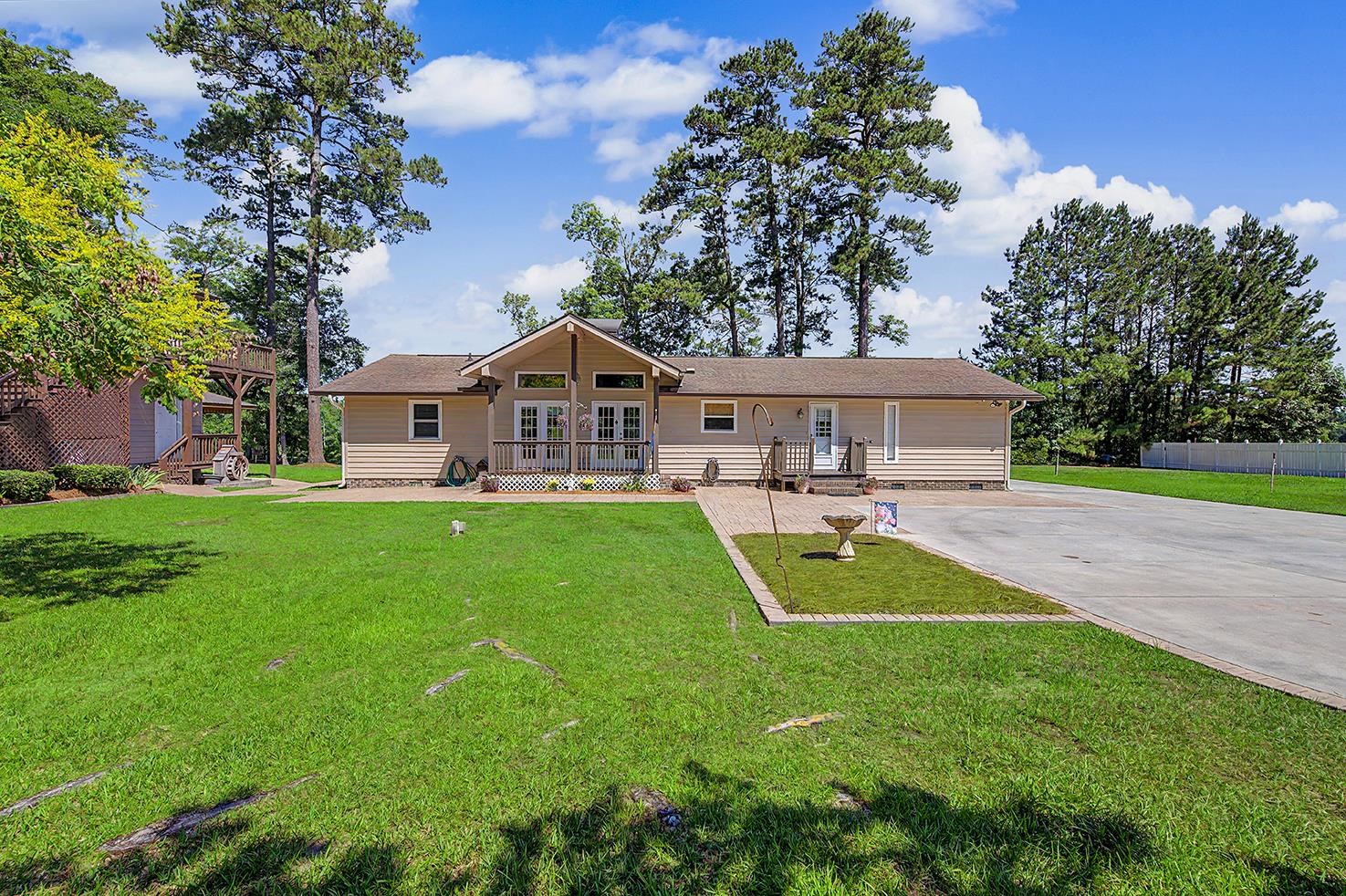 164 Mohican Dr. Property Photo 15