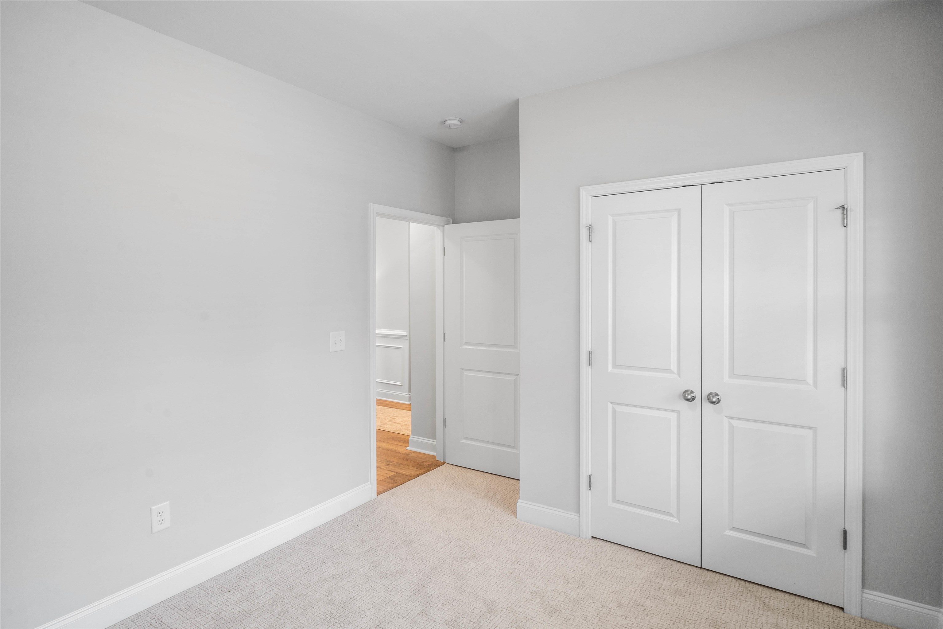 7716 Vicino Path Property Photo 14