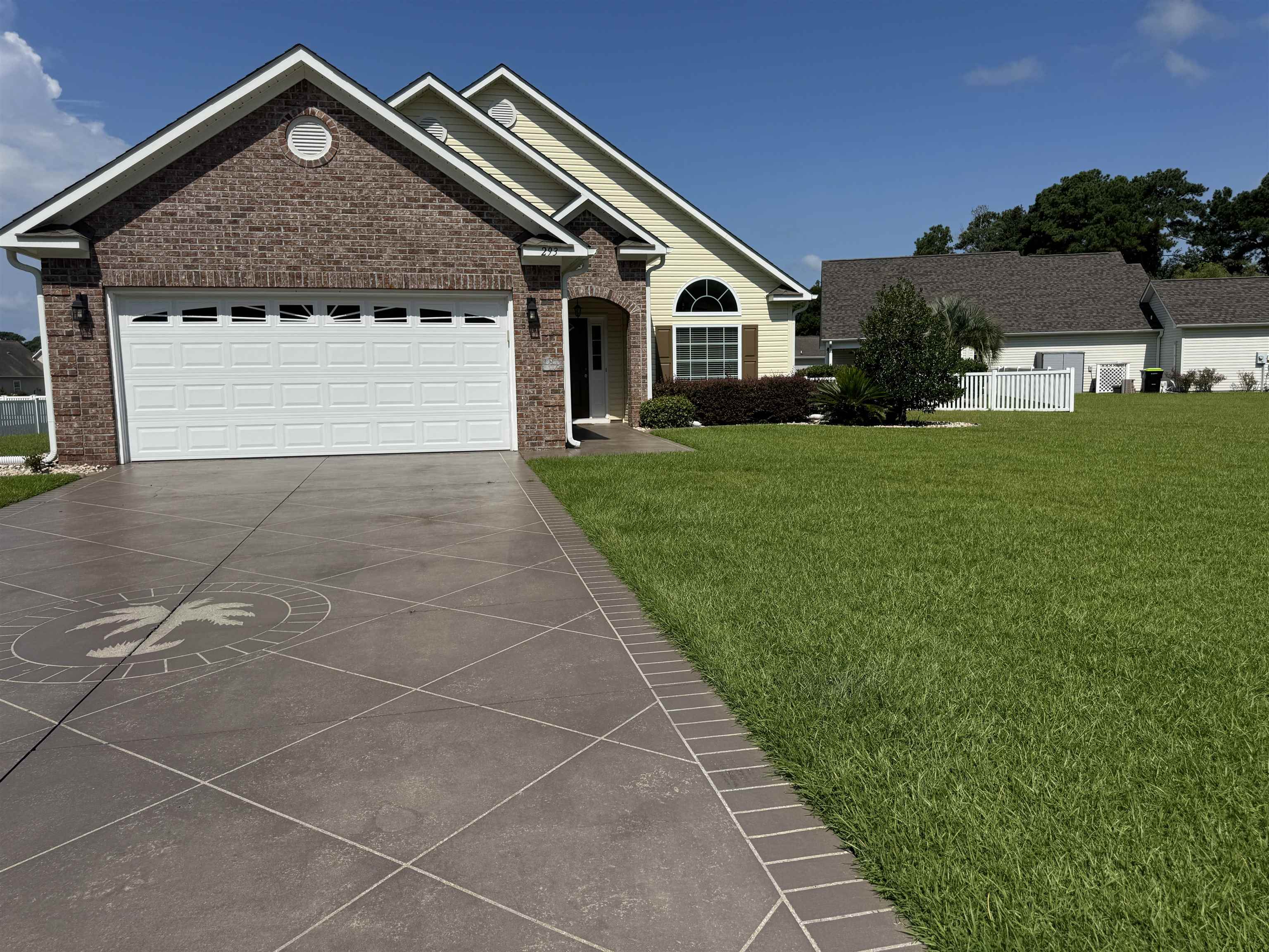 293 Southern Breezes Circle Property Photo 9