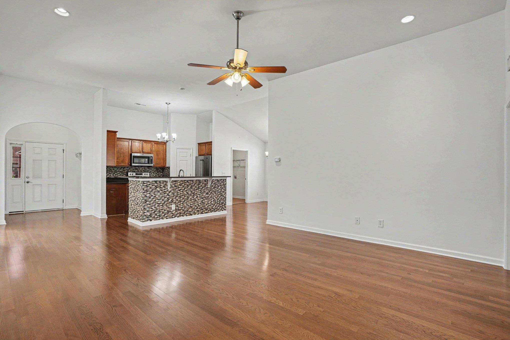 293 Southern Breezes Circle Property Photo 11