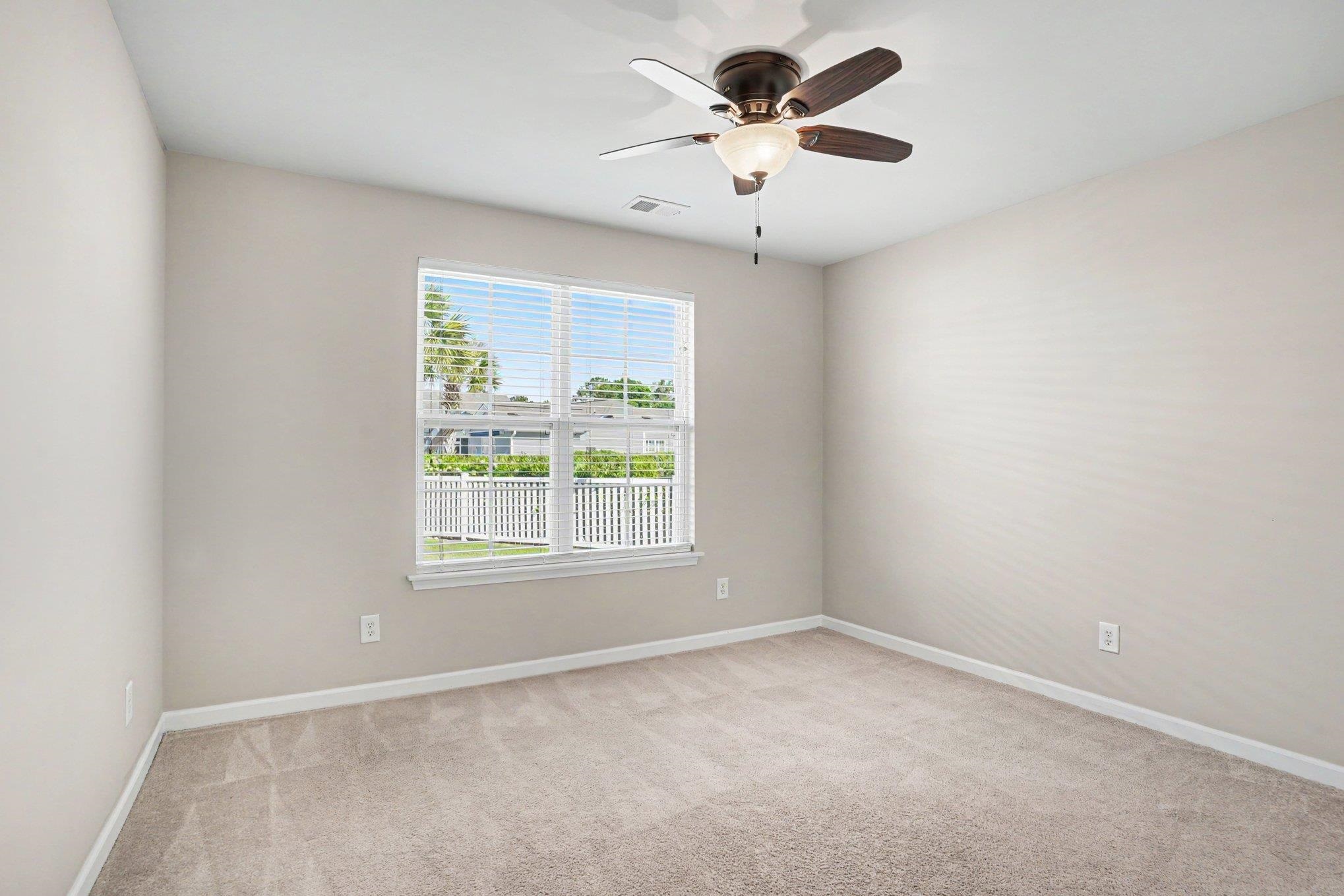 293 Southern Breezes Circle Property Photo 31