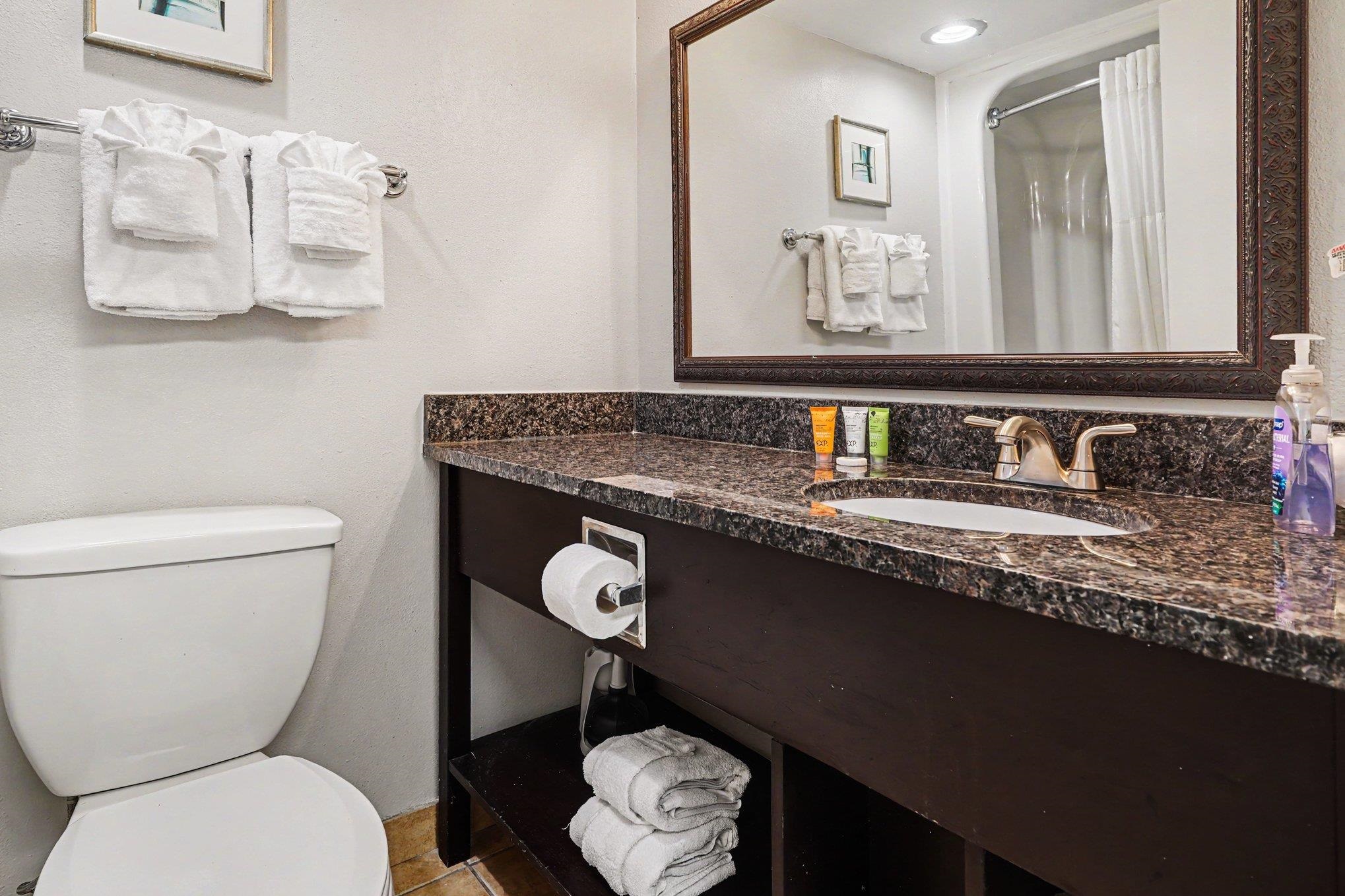 2710 N Ocean Blvd. Property Photo 14