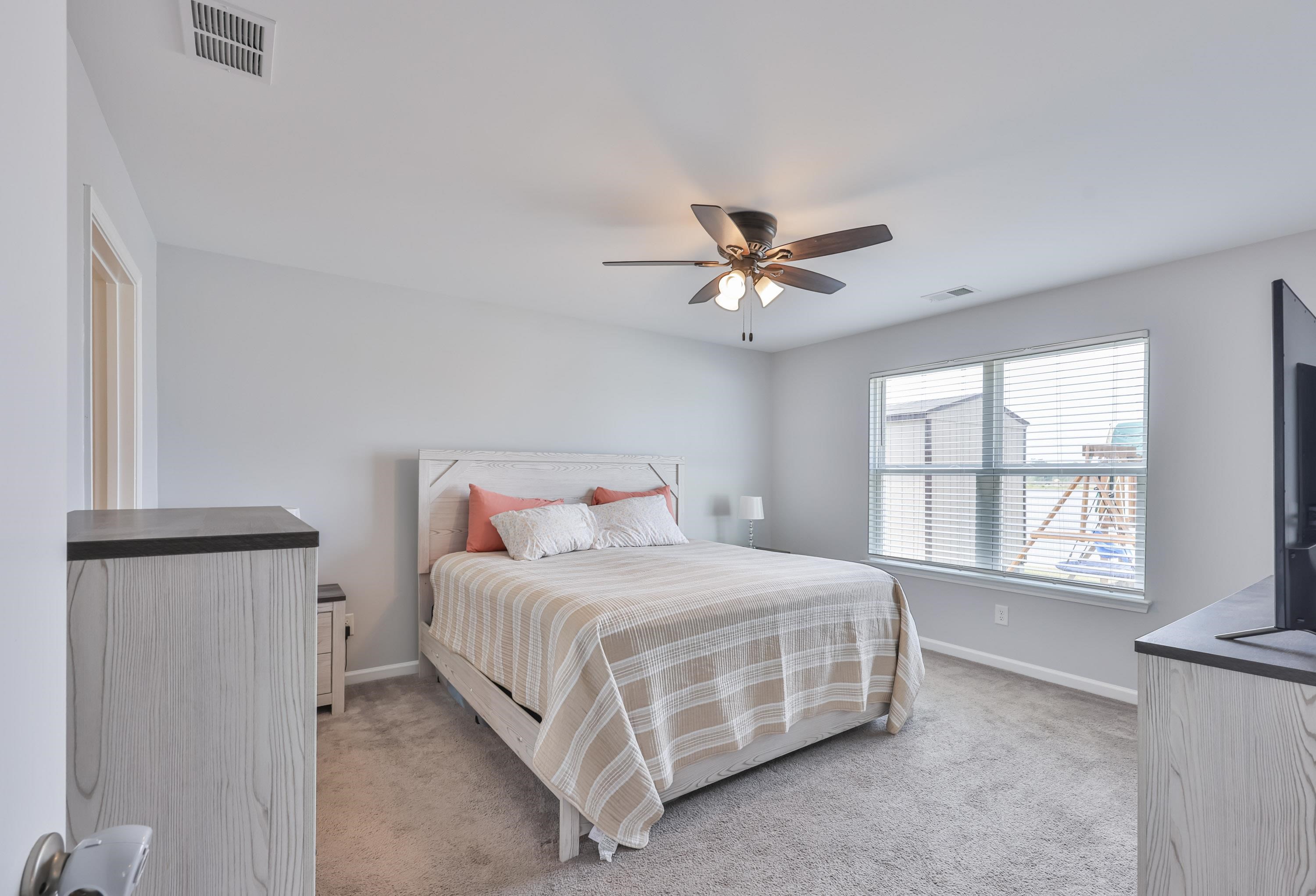 208 Golden Bear Circle Property Photo 17