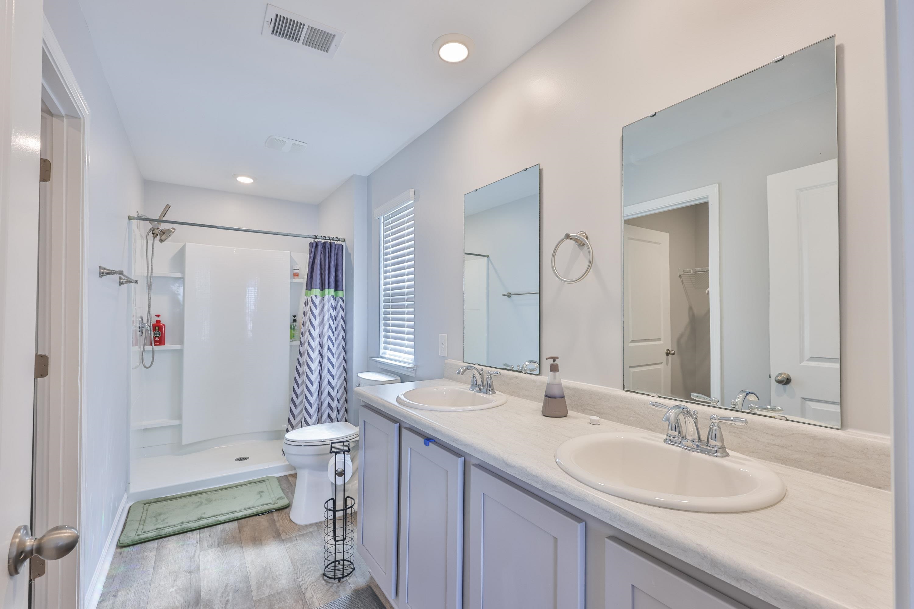 208 Golden Bear Circle Property Photo 18