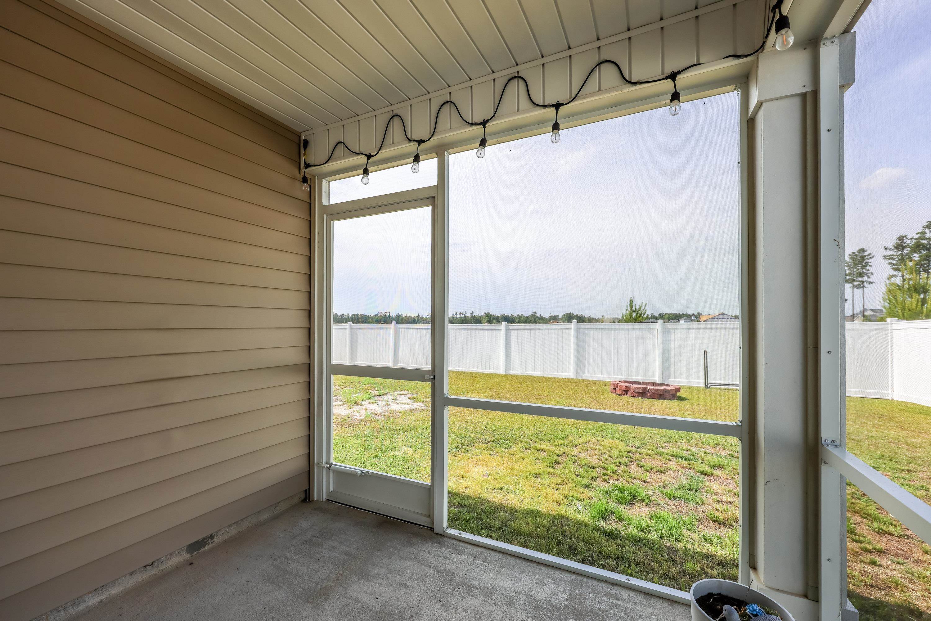 208 Golden Bear Circle Property Photo 28