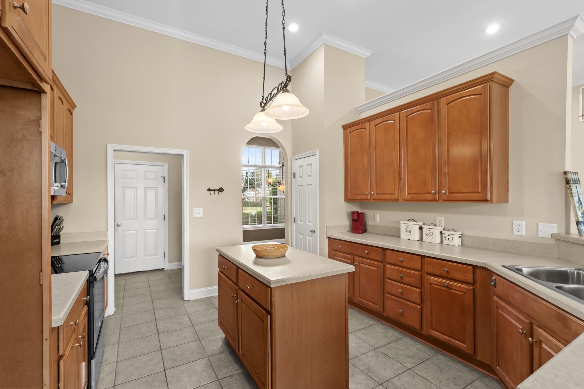 542 Stonemason Dr. Property Photo 16