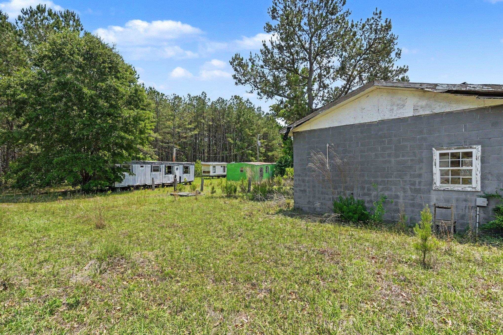 8963 Ware Dr. Property Photo 4