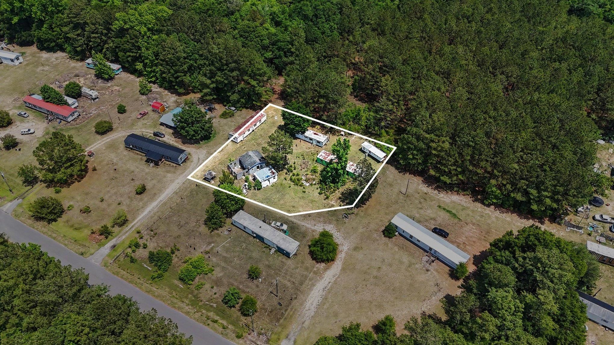8963 Ware Dr. Property Photo 16