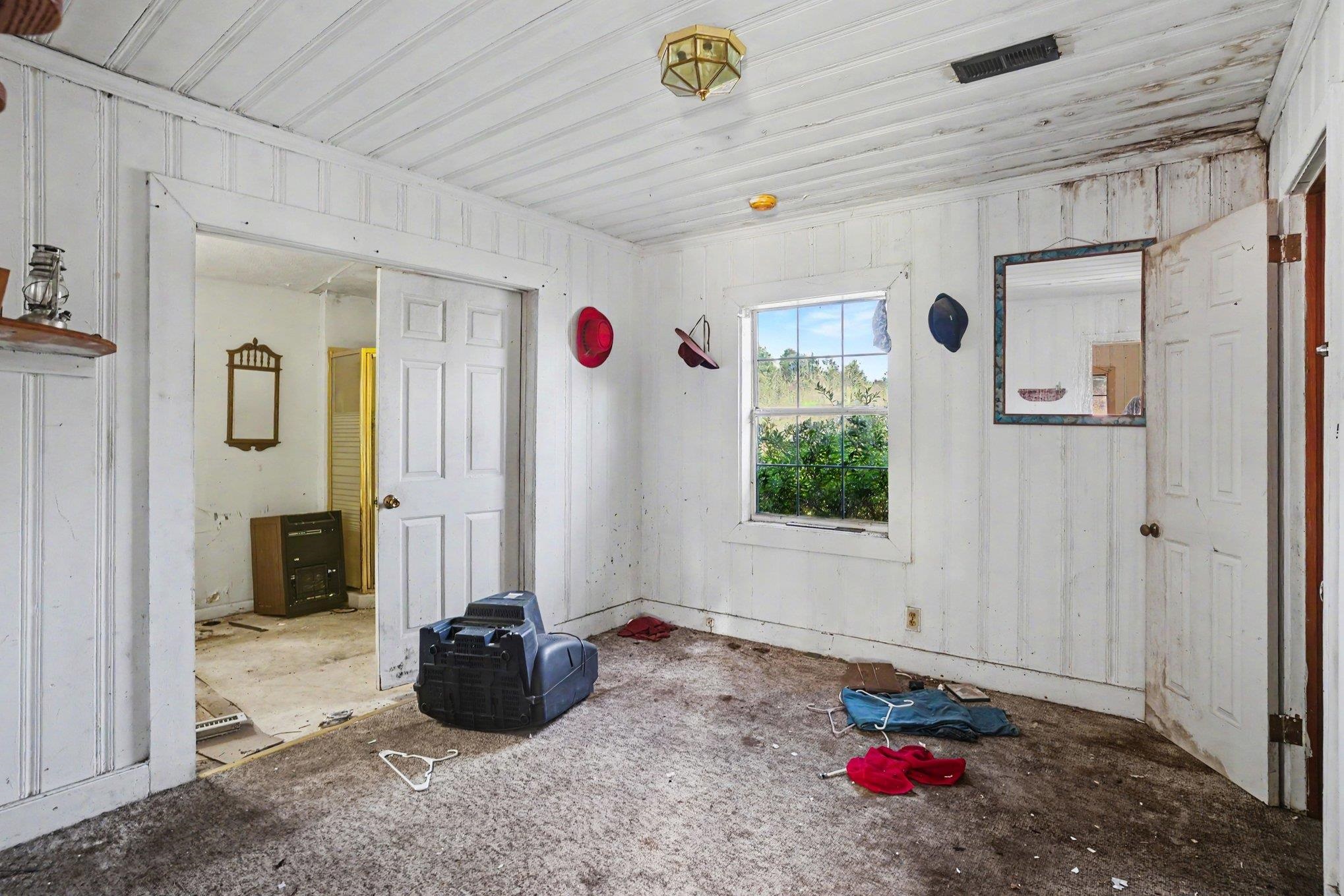 2149 Olive Dr. Property Photo 8