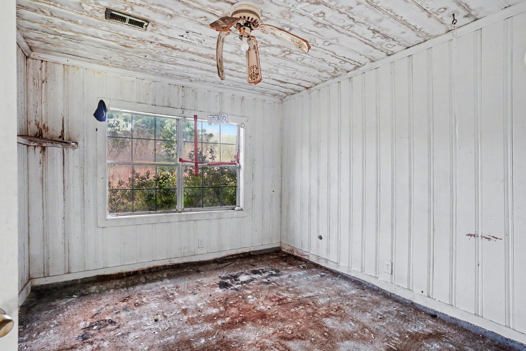2149 Olive Dr. Property Photo 10